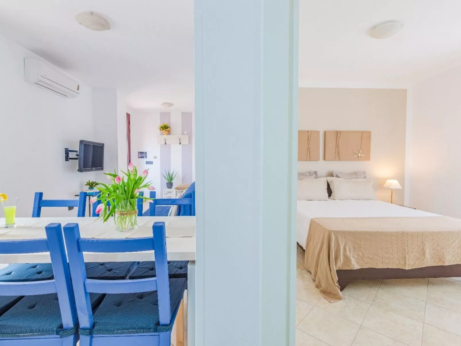 Pantanagianni Strand 50 m vom Meer entfernt-Binnen