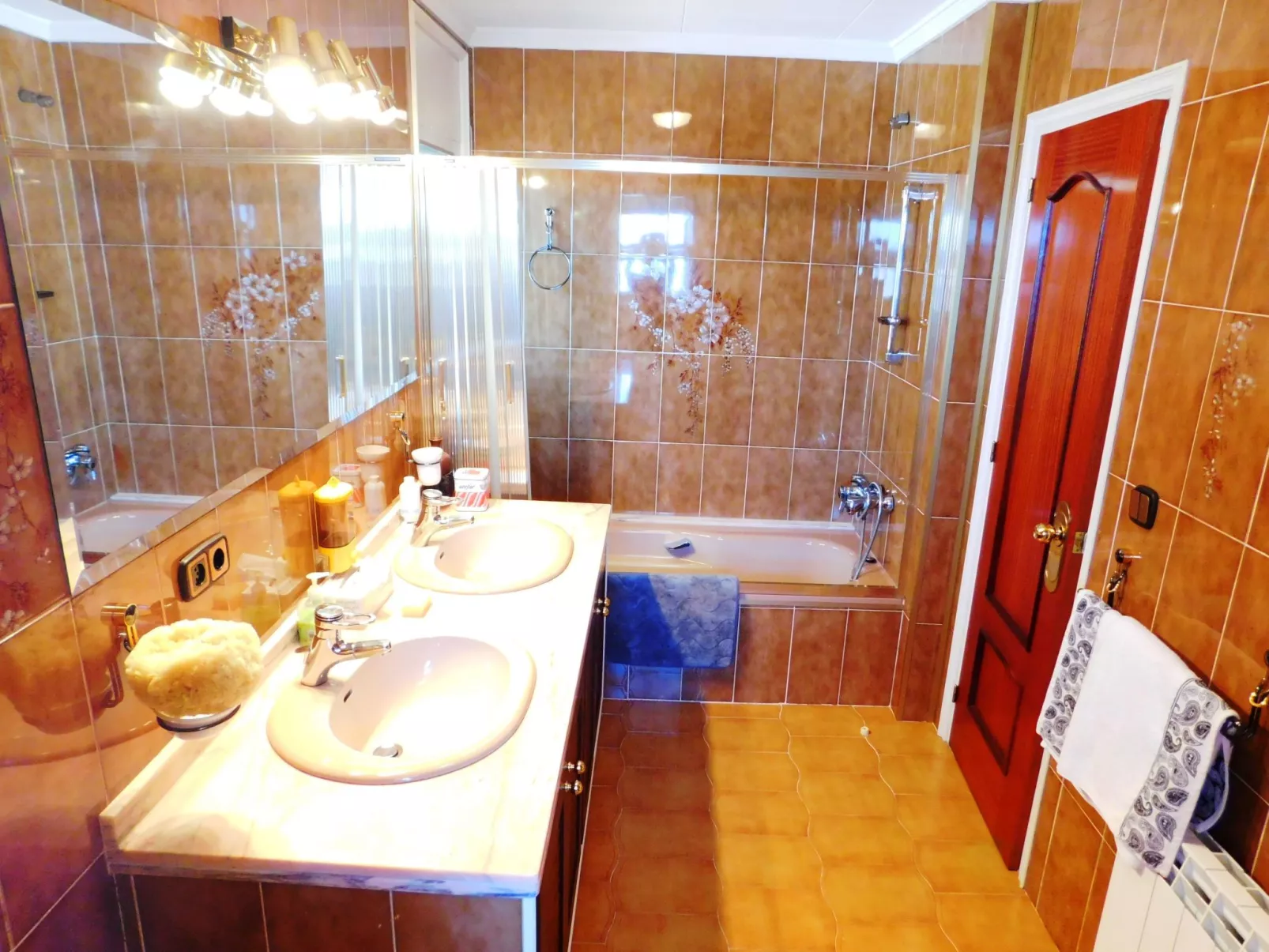 Wunderschönes Ferienhaus in Roses mit Großer Terrasse-Image-tags.info