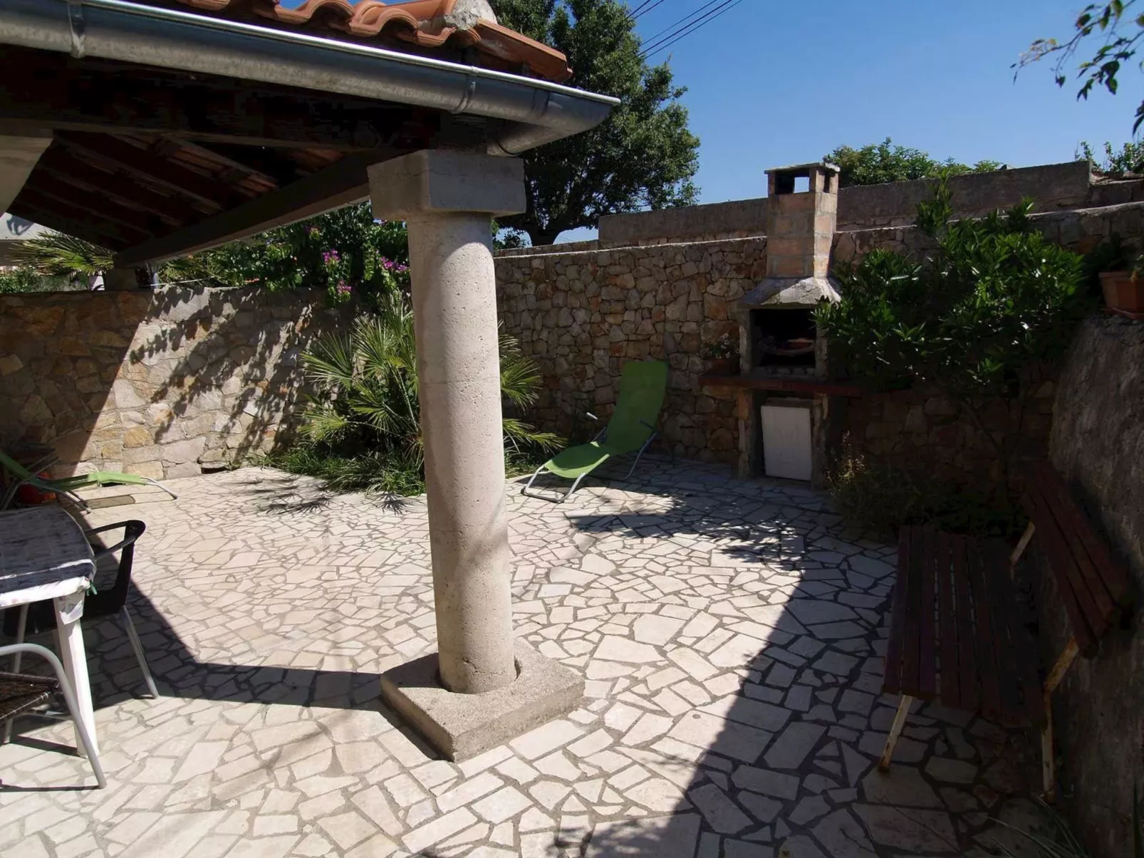 Unknown Accommodation-Binnen