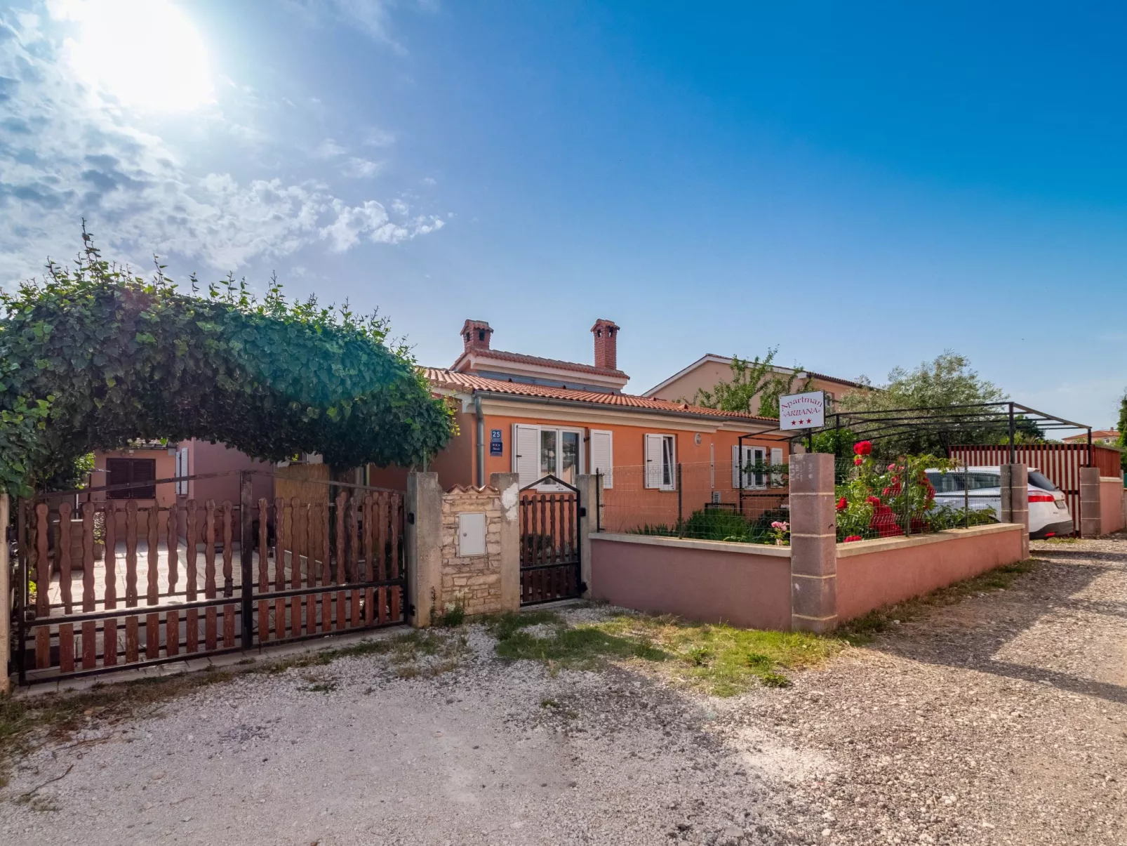 Apartment "Arijana2" mit privater Terrasse-Binnen