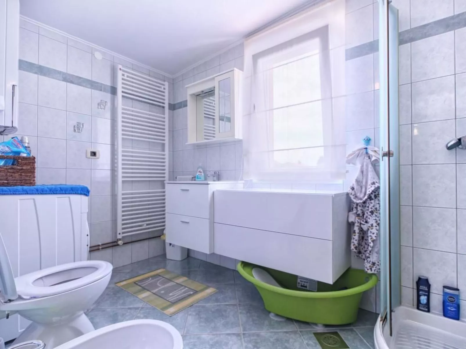 "Luis" mit Privatparkplatz - Binnen