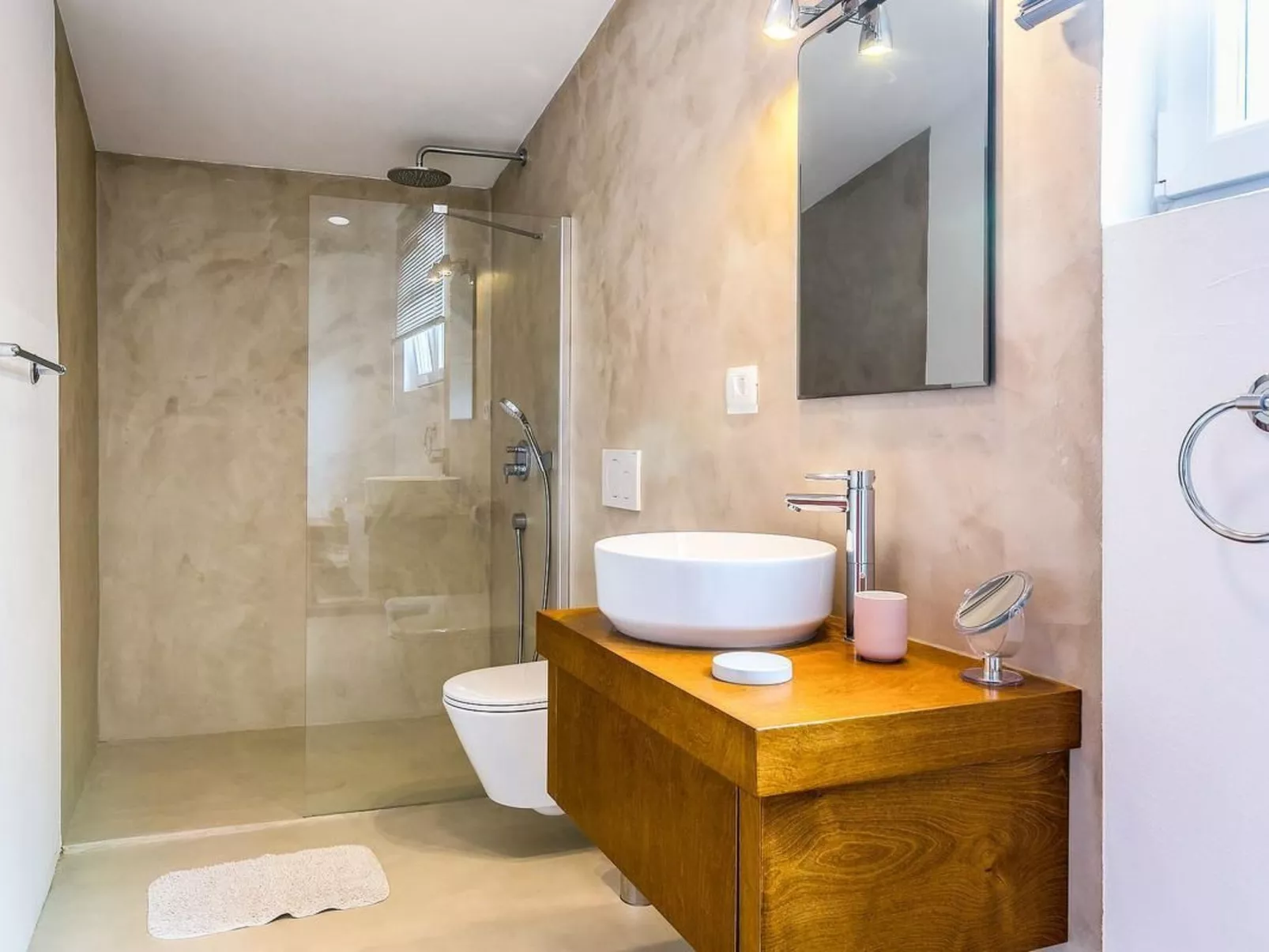 "Elvira" mit Terrasse-Binnen