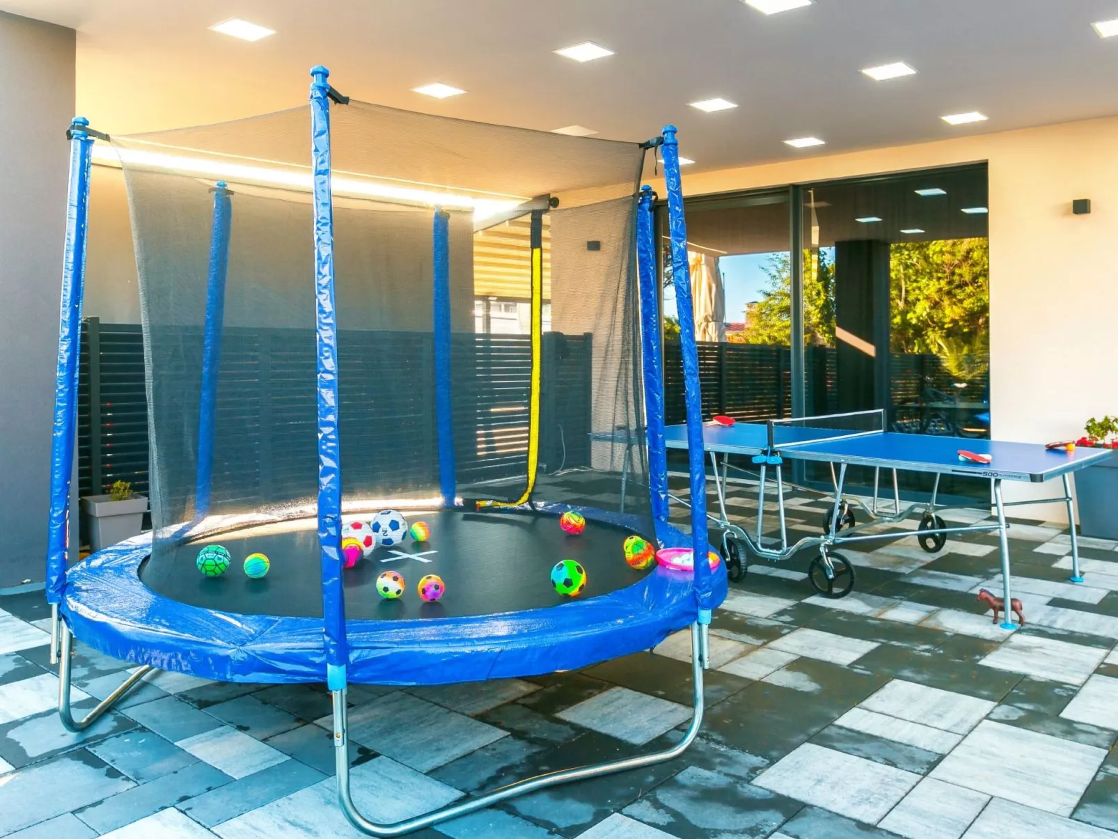 "A'more Bijeca" direkt am Strand-Image-tags.info