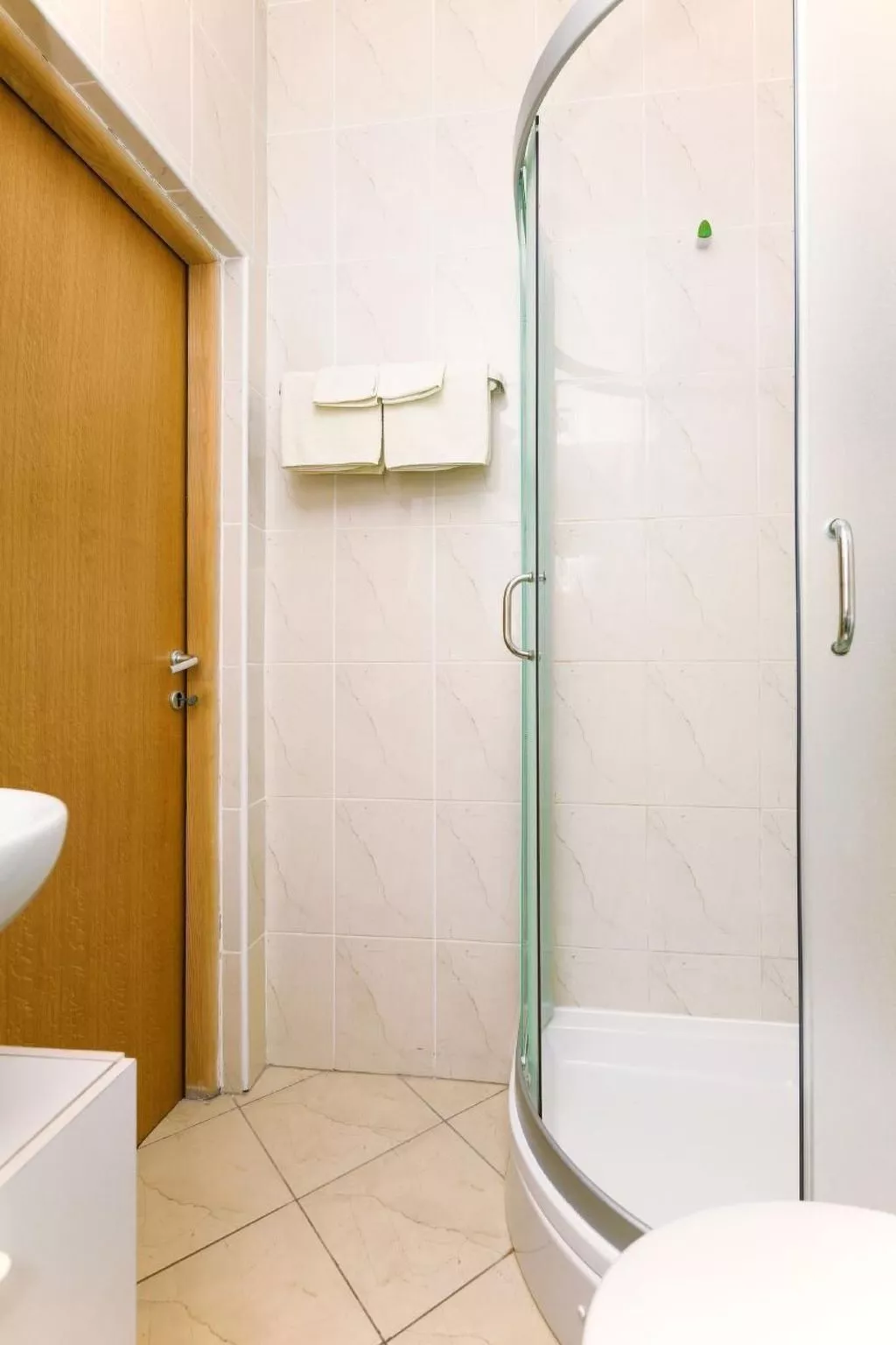 Moderne Ferienwohnung mit jacuzzi-Binnen