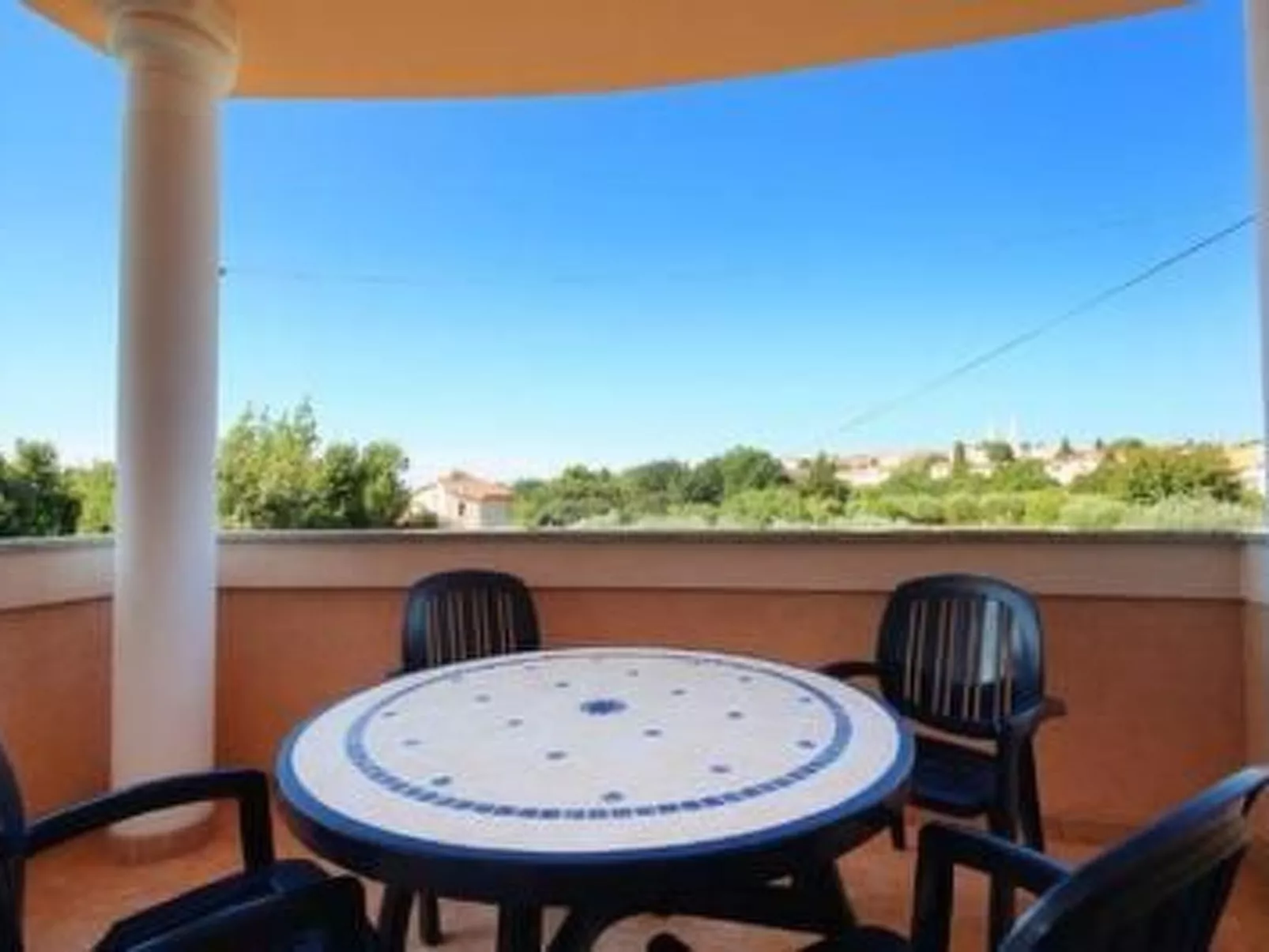 Für 4 Personen ca. 40 m&sup2; in Medulin, Istrien (Medulin und Umgebung)-Buiten