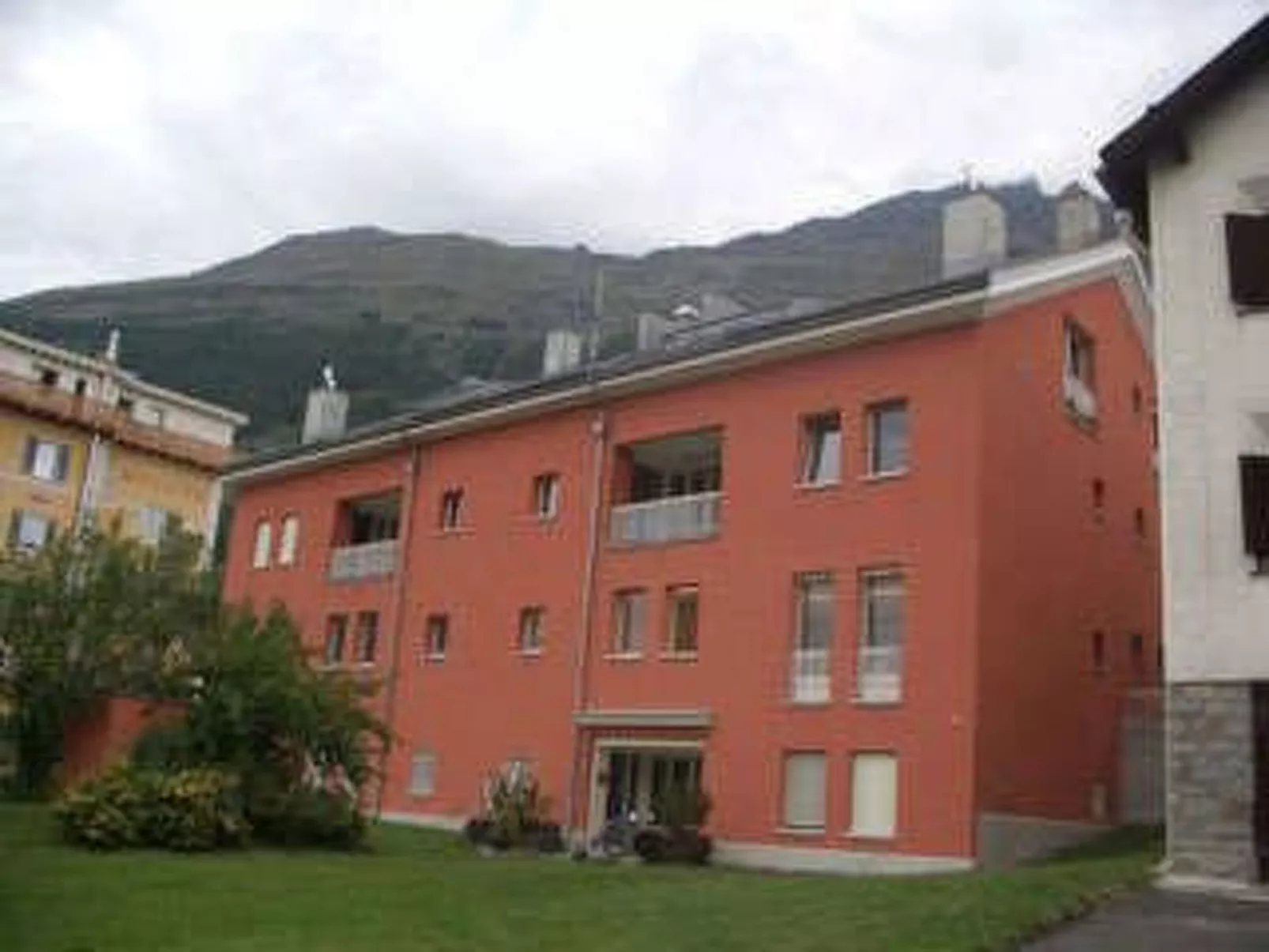 Chesa Centrela-Binnen