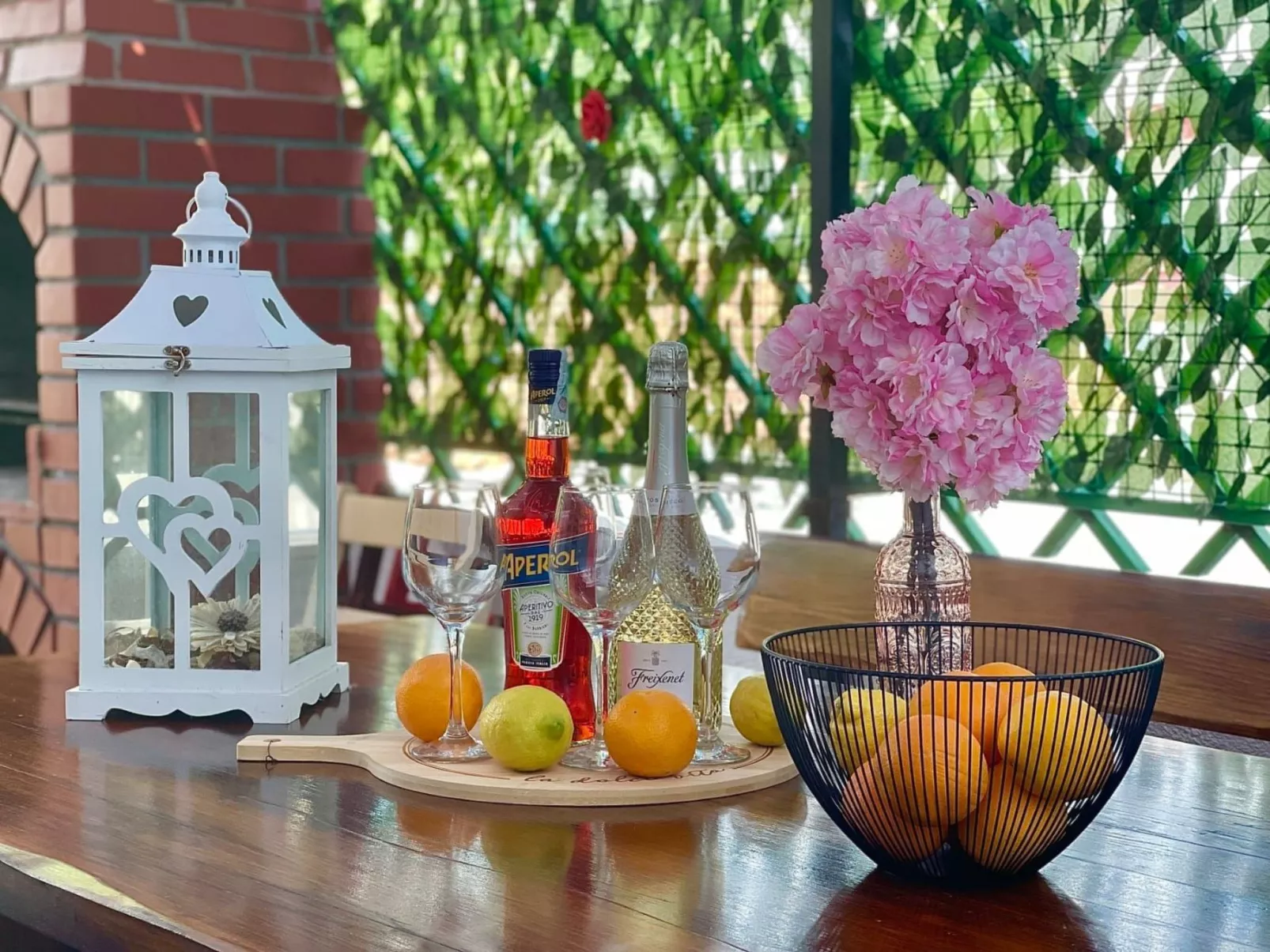 Holiday house Lona-Buiten