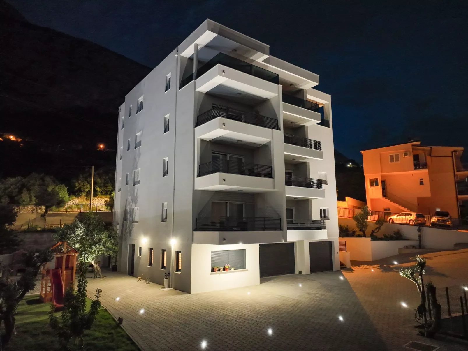 Apartman Ruzmarin-Buiten