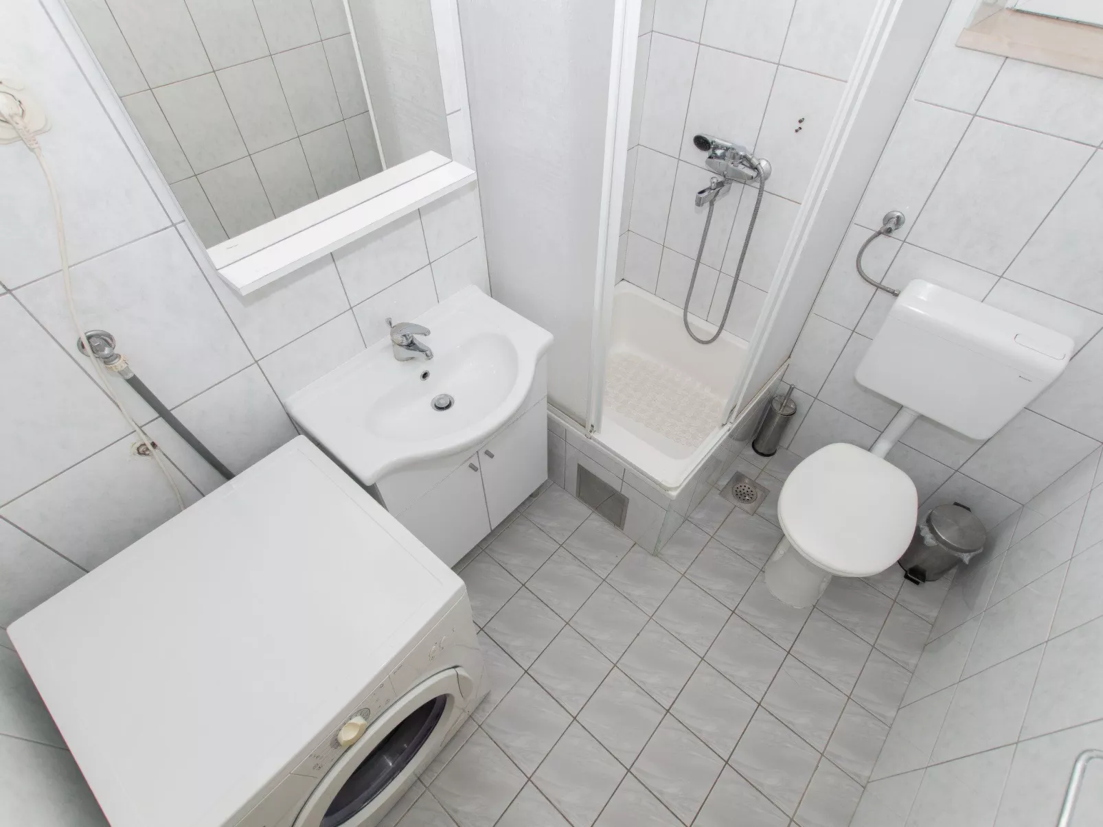 Ozzi mit privatem Pool-Binnen