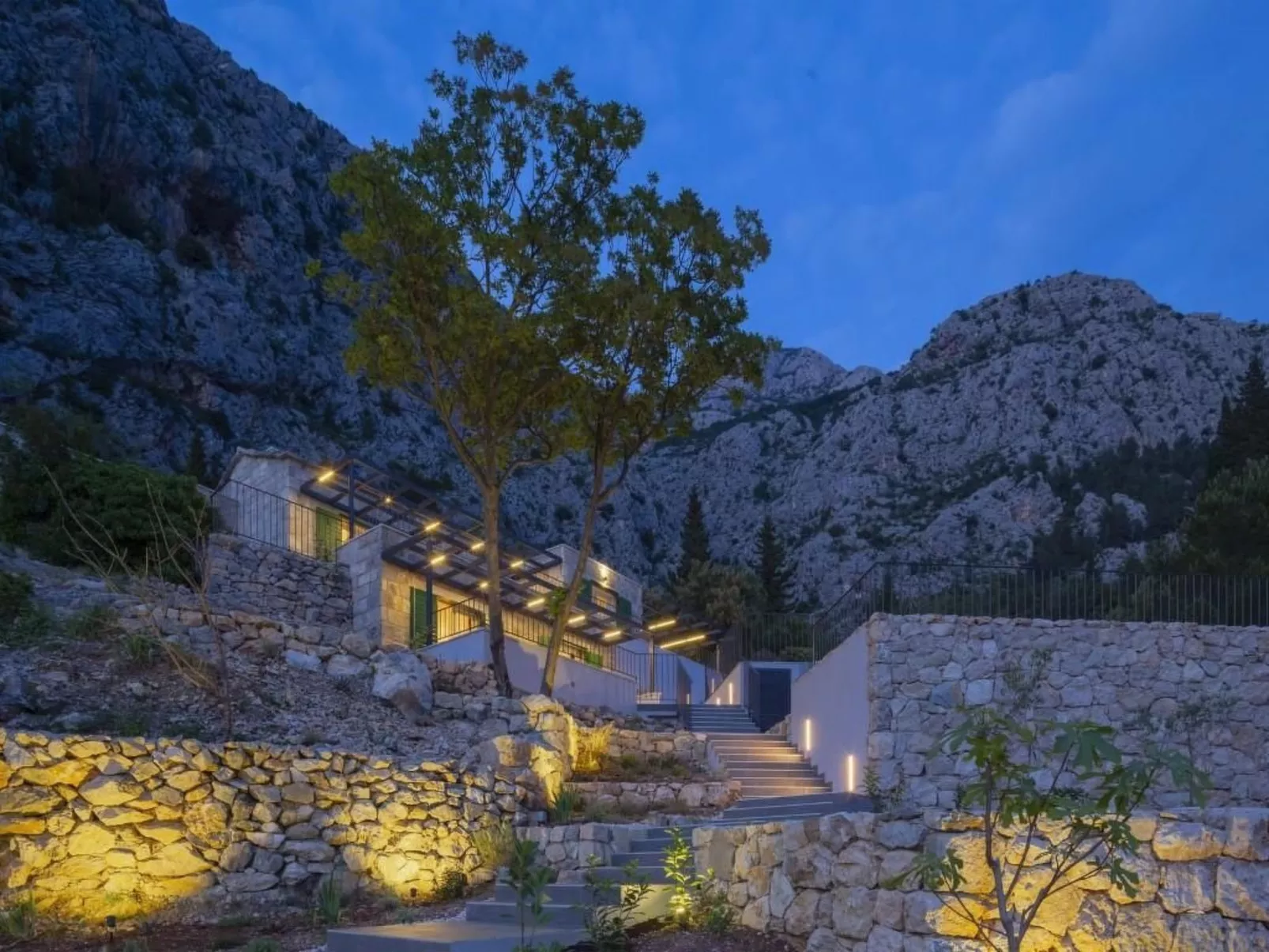 Villa 2M in Makarska-Buiten