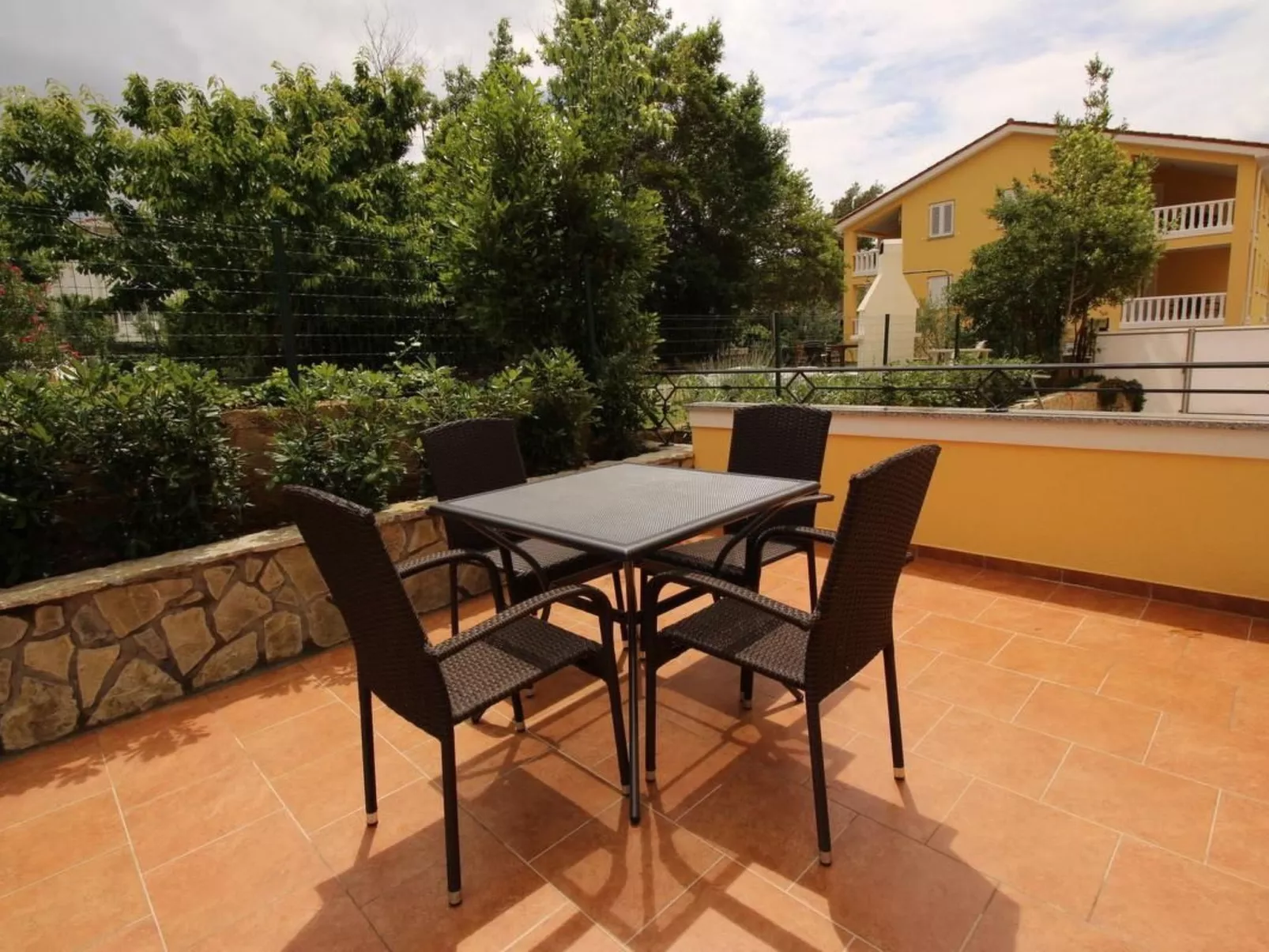 Gorica II A2+2 br.3-Binnen