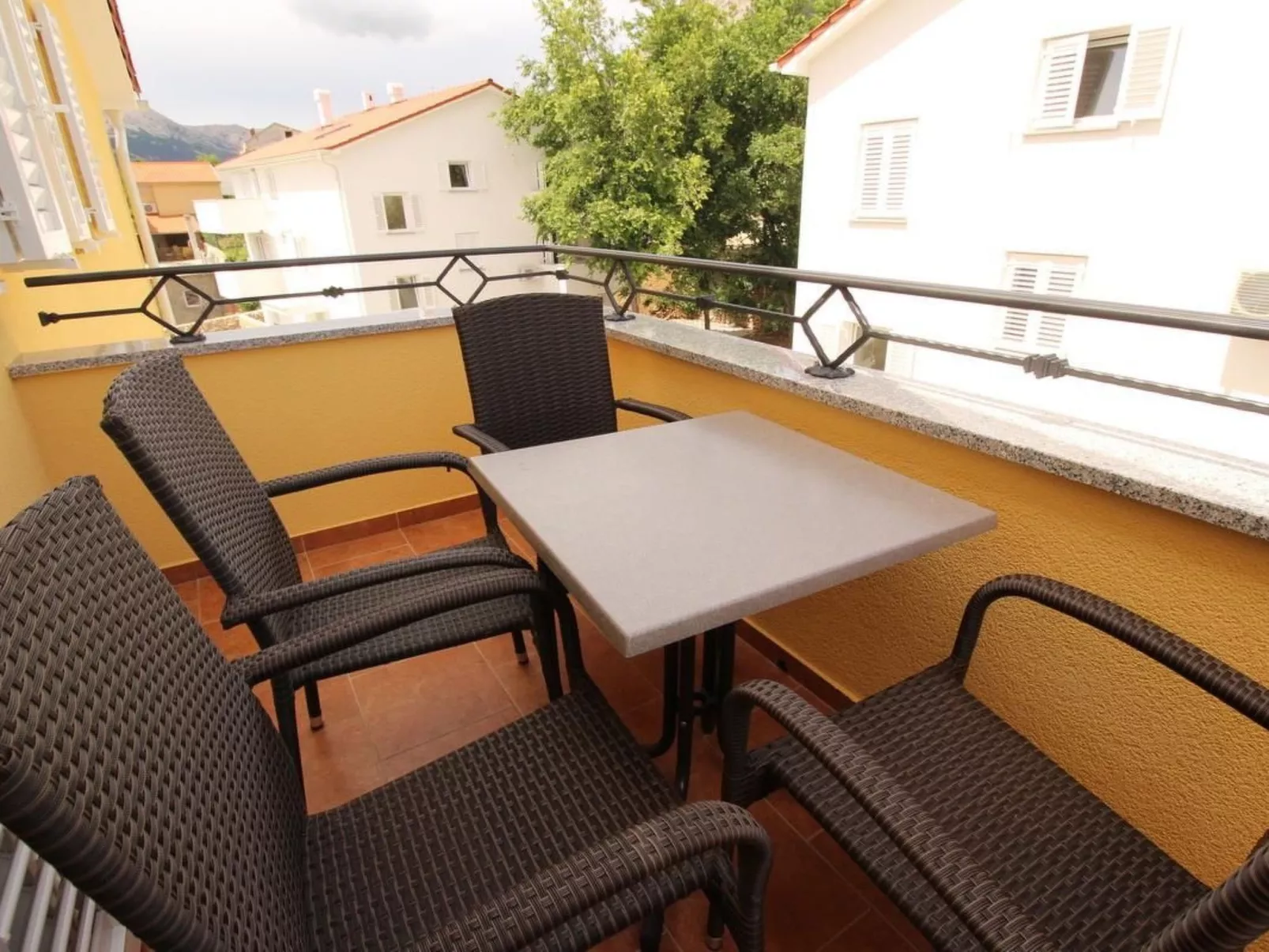 Gorica II A2+1 br.9-Binnen