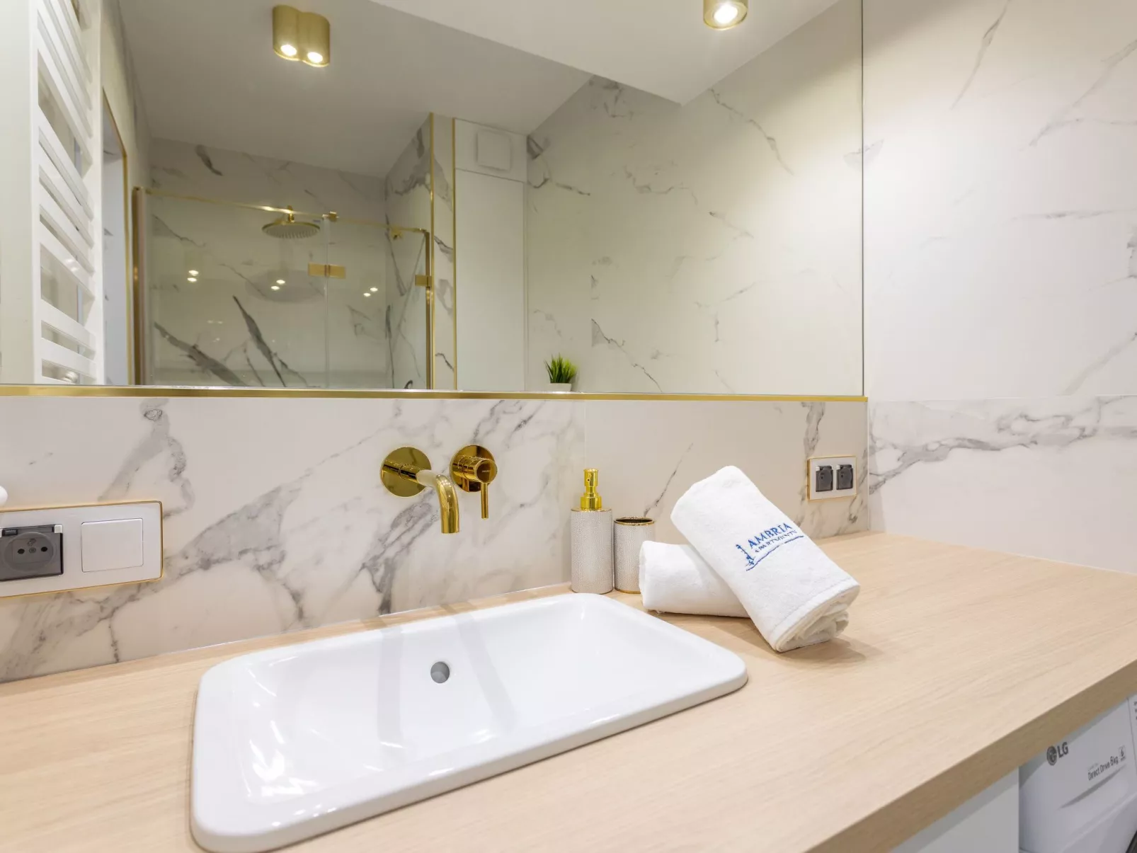 Premium-Ferienwohnung Golden Suite in Swinemünde-Image-tags.info