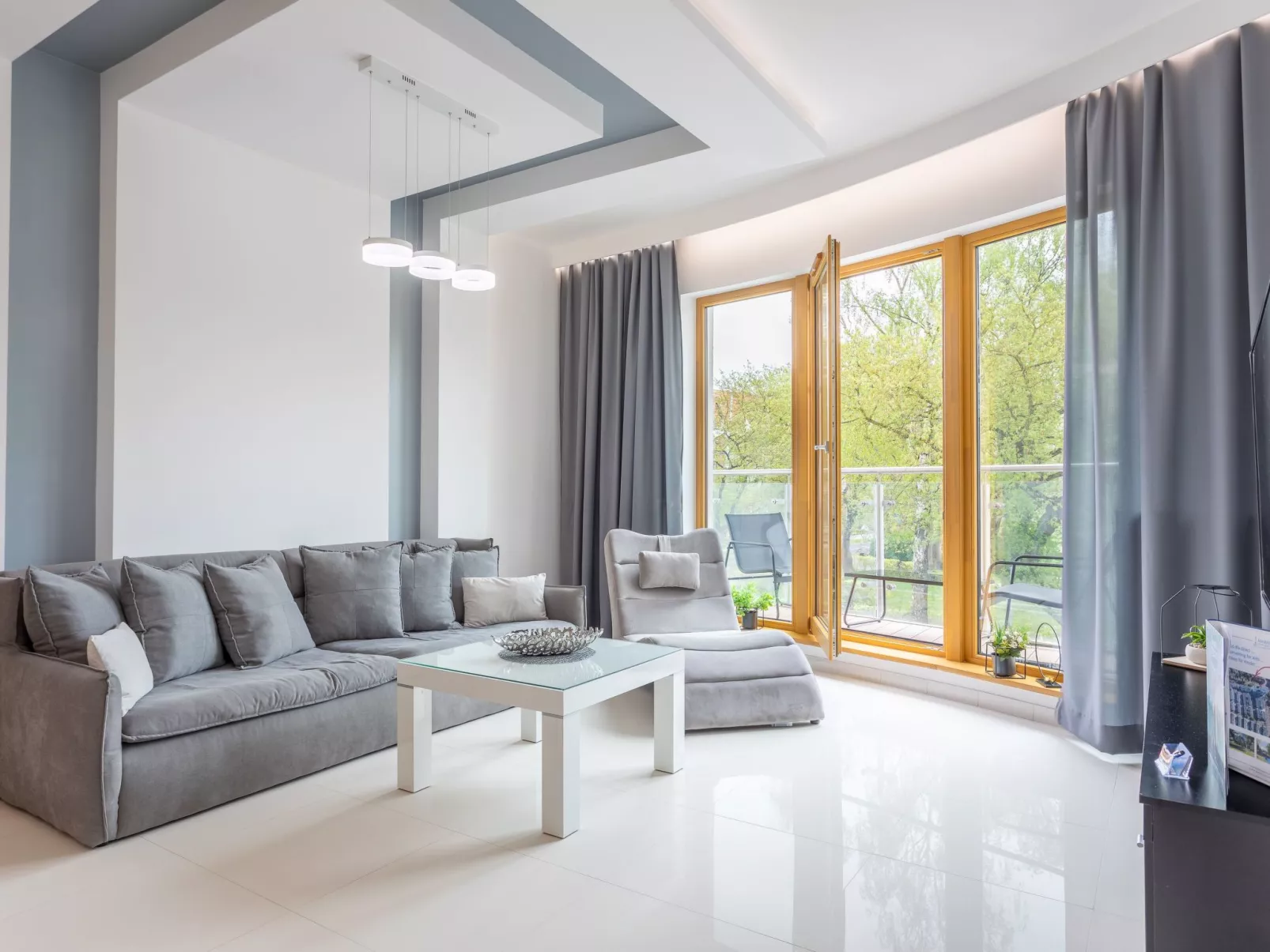 Geräumiges und luxuriöses Appartement Tower 12-Image-tags.info