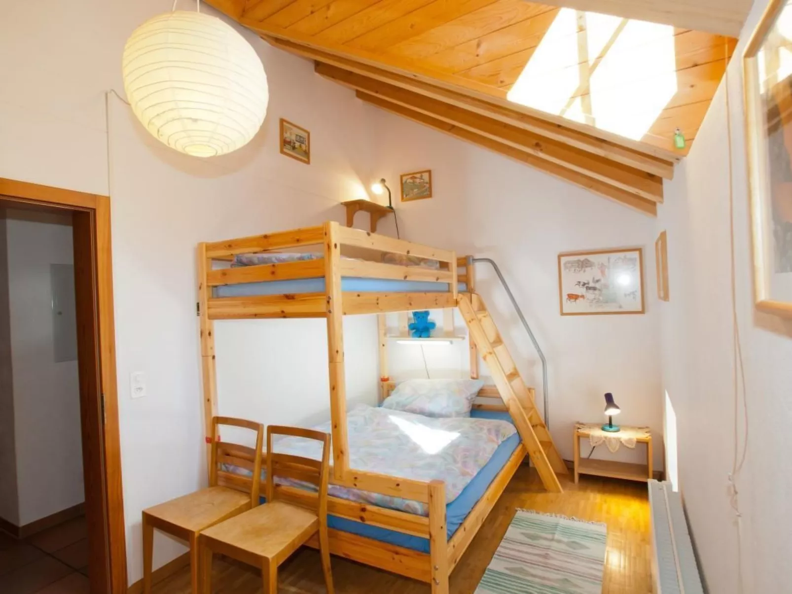 Il balcun tort-Binnen