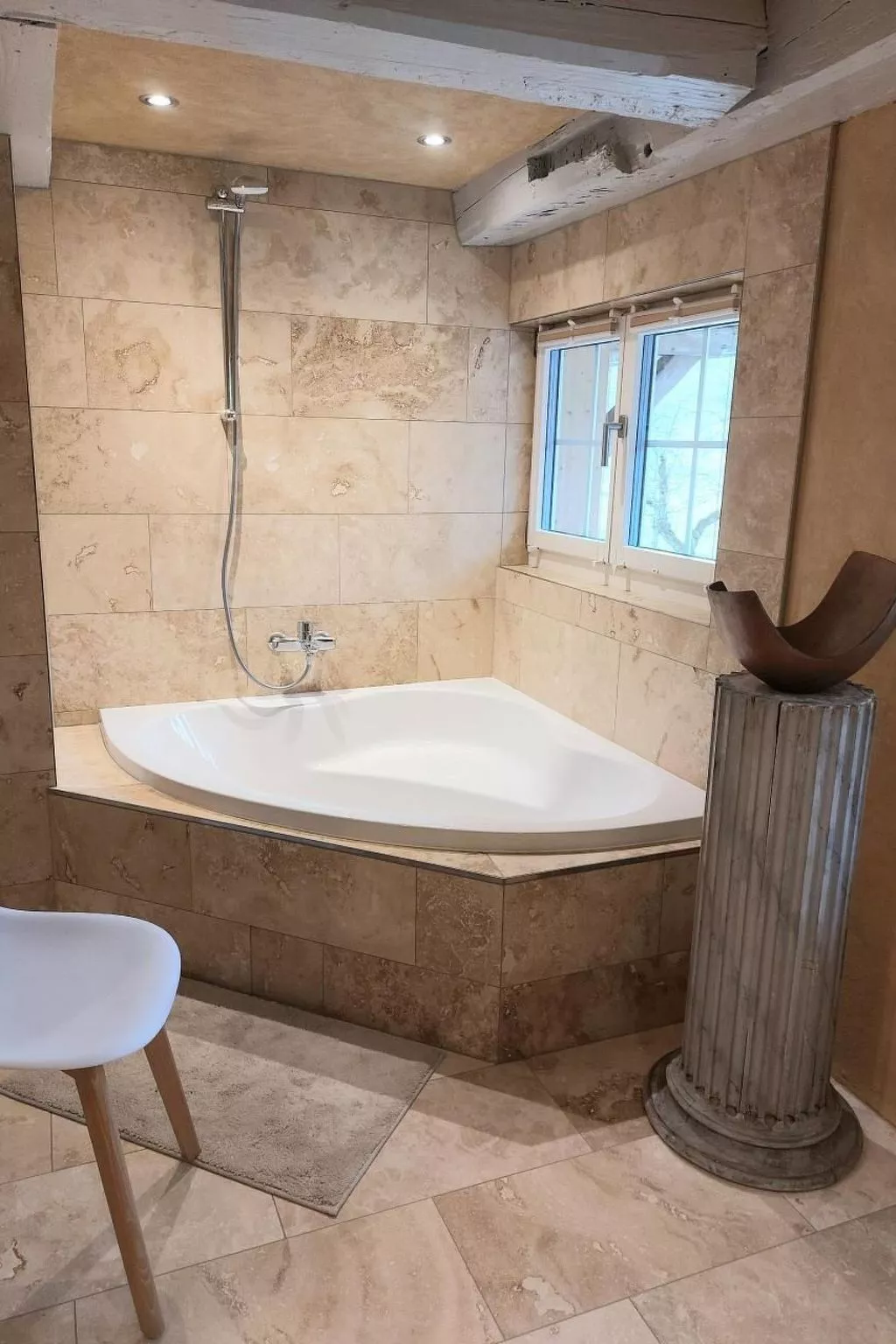 Historisches Riegel-Doppelbauernhaus-Binnen