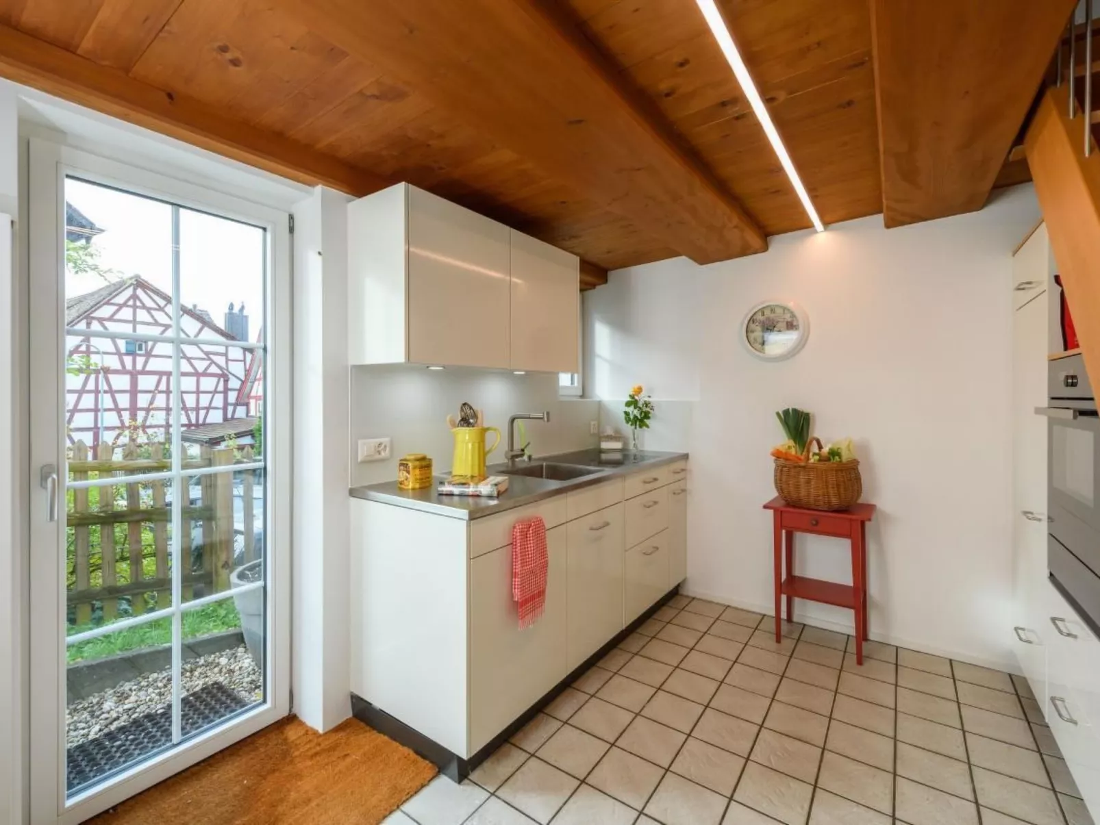 Anna Schmid Puurehuus-Binnen