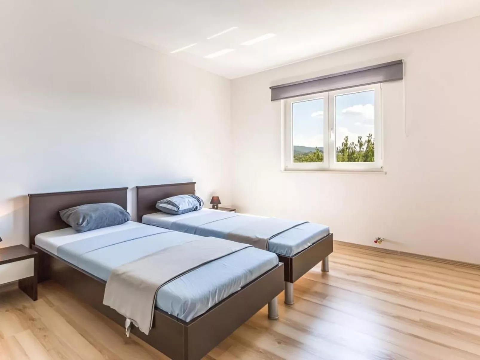 Villa Ivy mit perfekter Privatsphäre, Pool, Sauna - Binnen