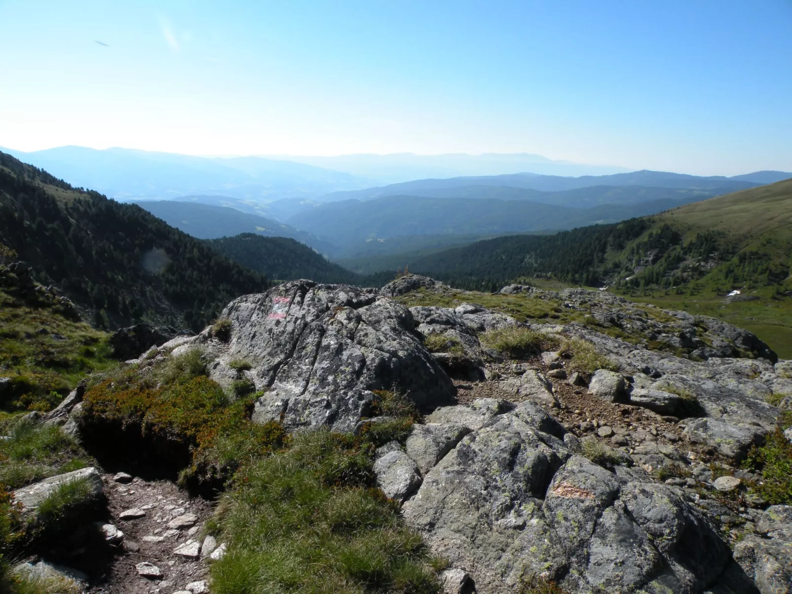 Modernes Ferienhaus in Granitzen mit Grill-Buiten