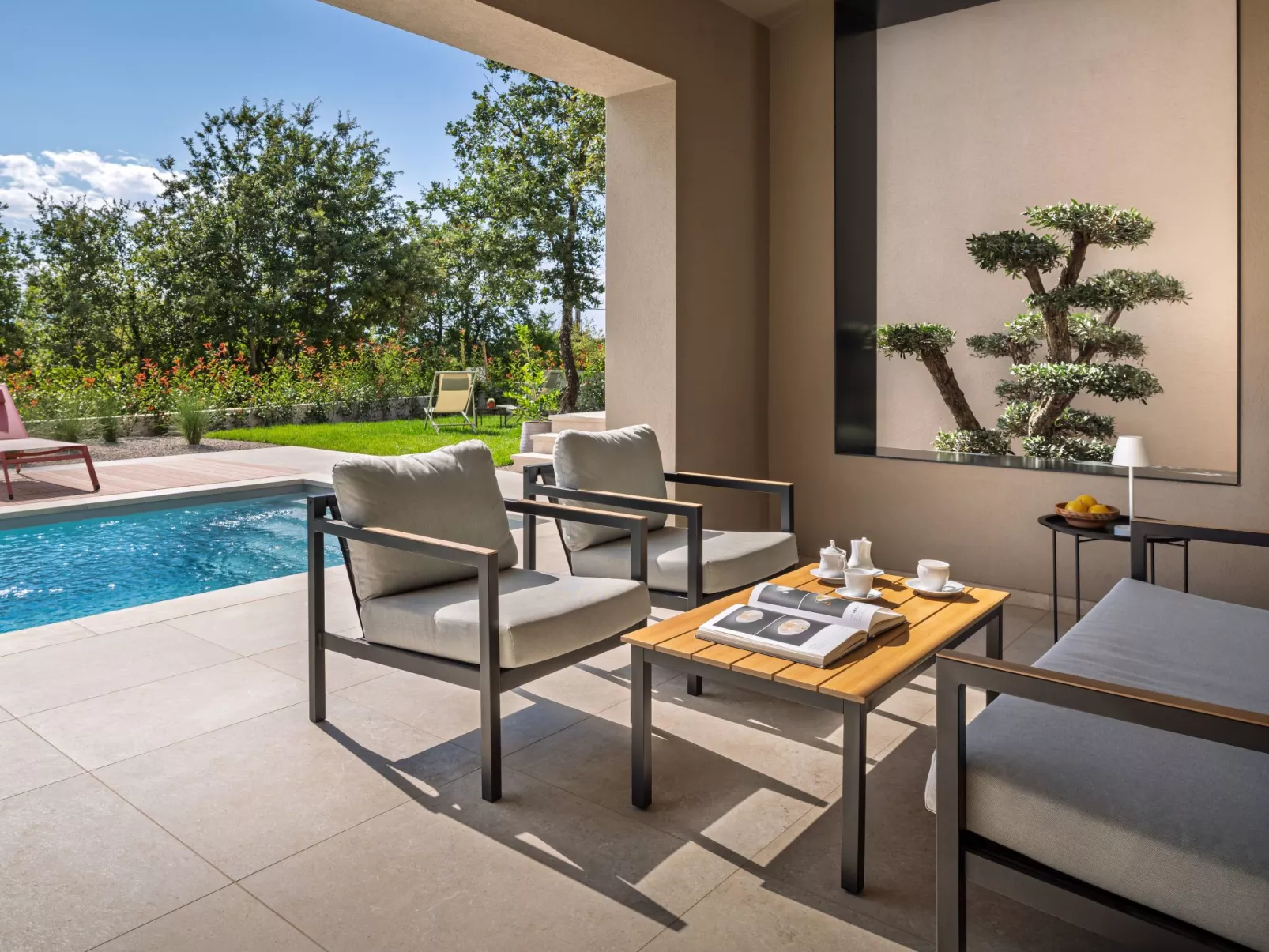 Design Villa Nux für 5 Personen mit beheiztem Pool-Image-tags.info