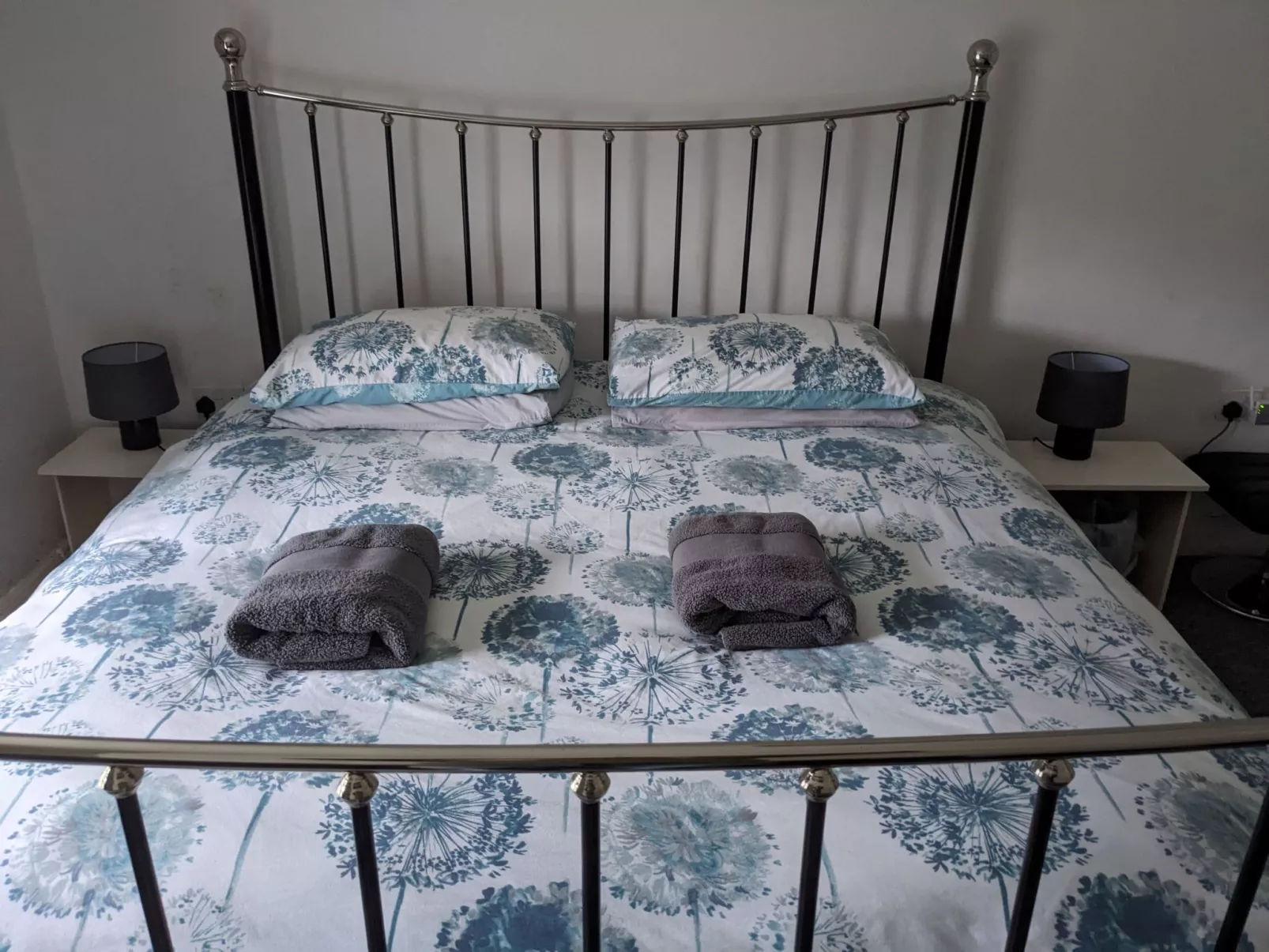 Velvet Cottage-Image-tags.info