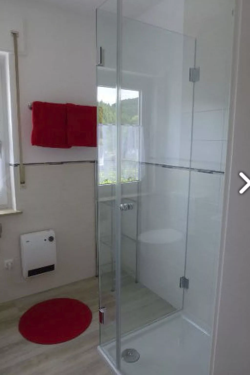 Mit eigenem Garten und Grill-Binnen