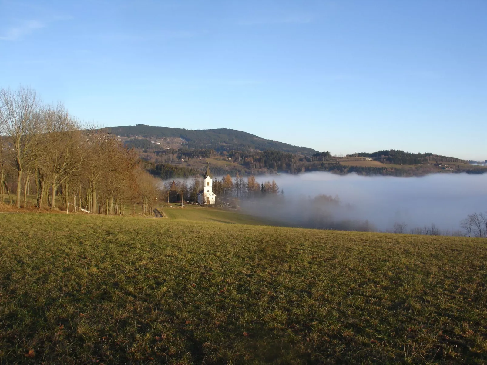 Charmantes, traditionelles Holzhaus-Binnen