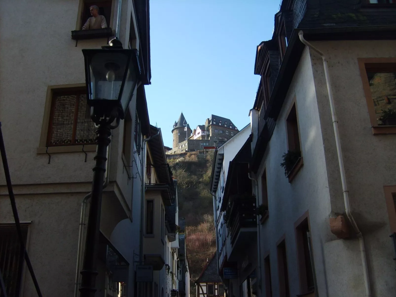 Mit Balkon und Rheinblick-Image-tags.info