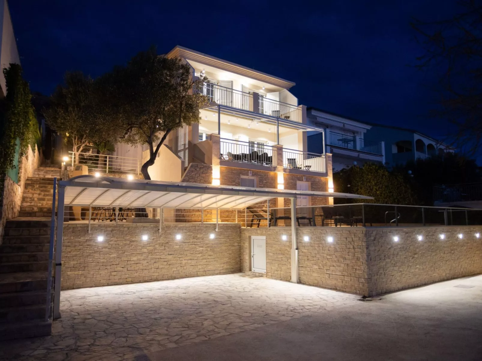 Villa "Villa Branka" direkt am Strand-Binnen