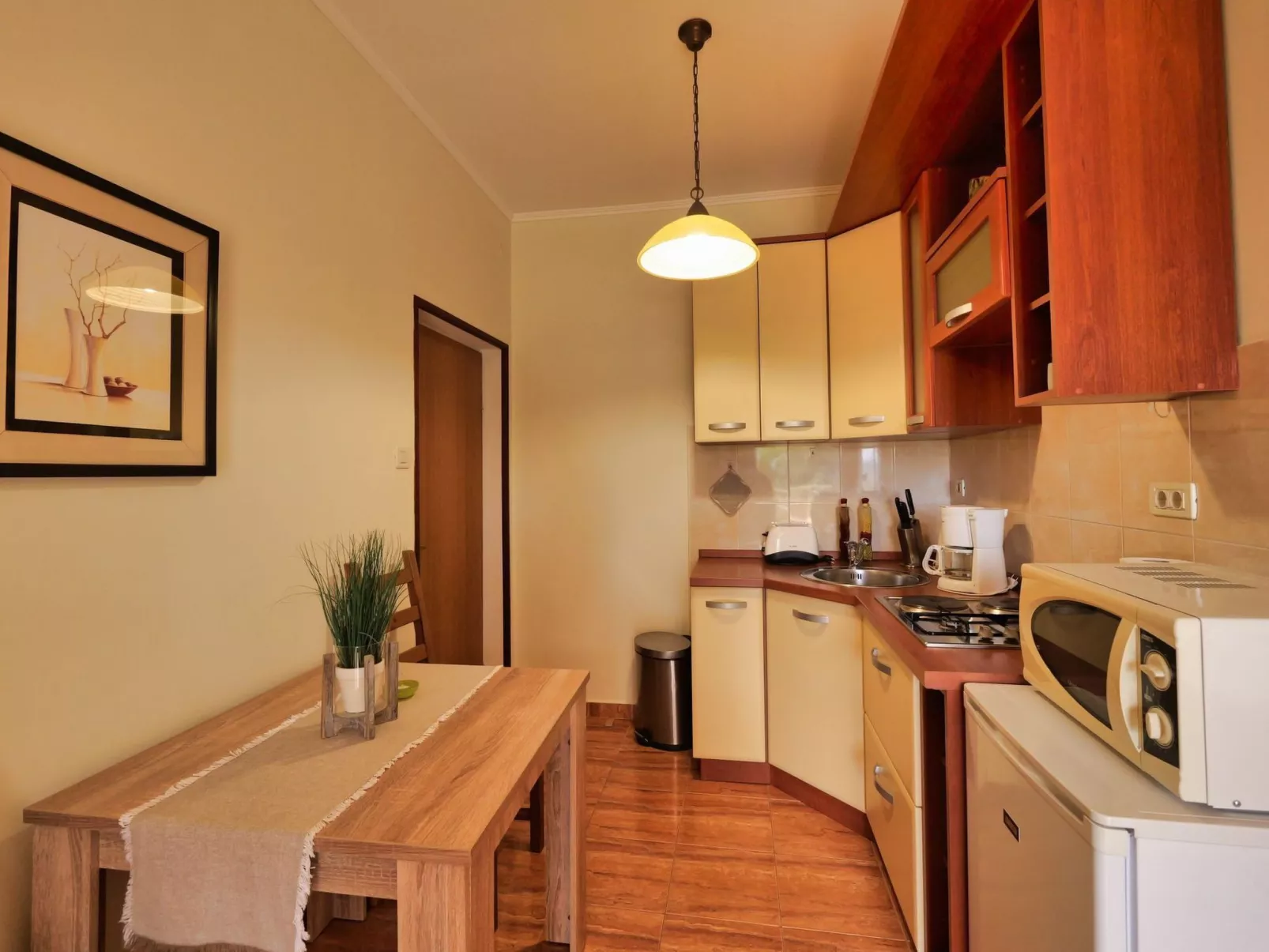 "Helena2" mit Blick auf das Wasser - Binnen