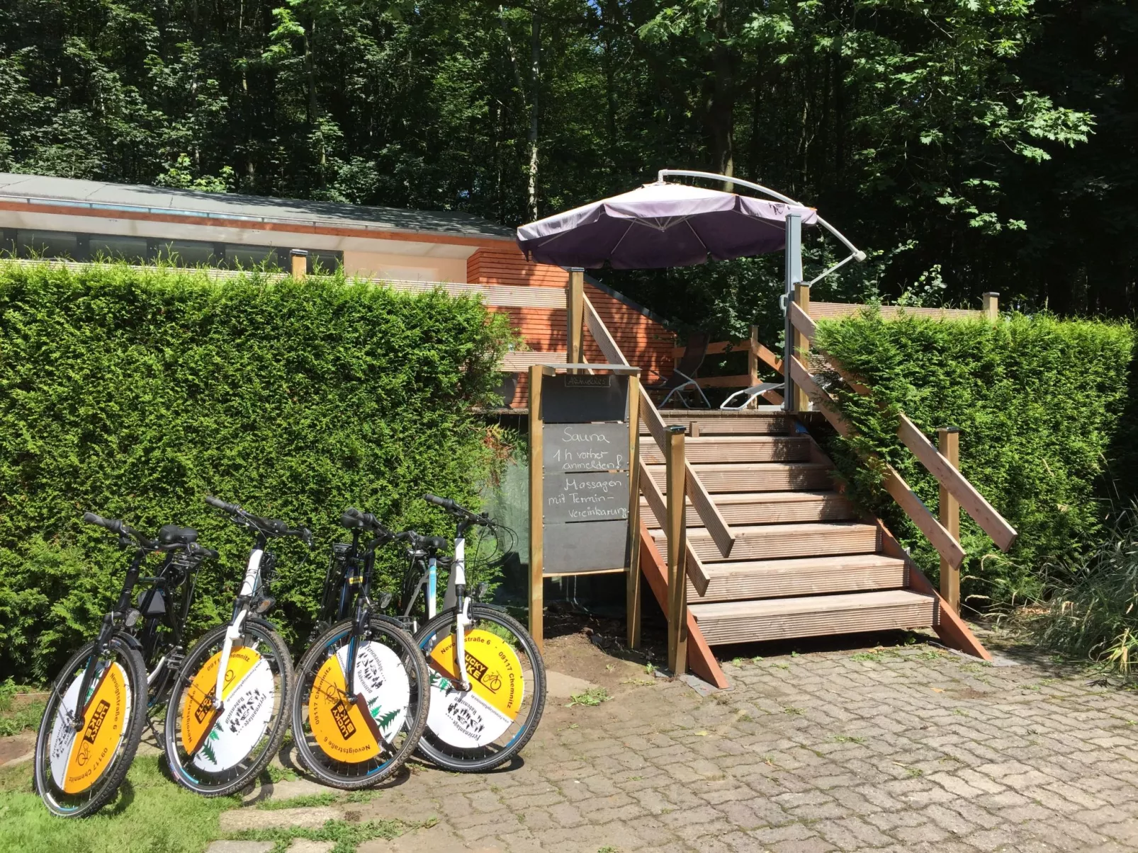 Waldhütte-Image-tags.info