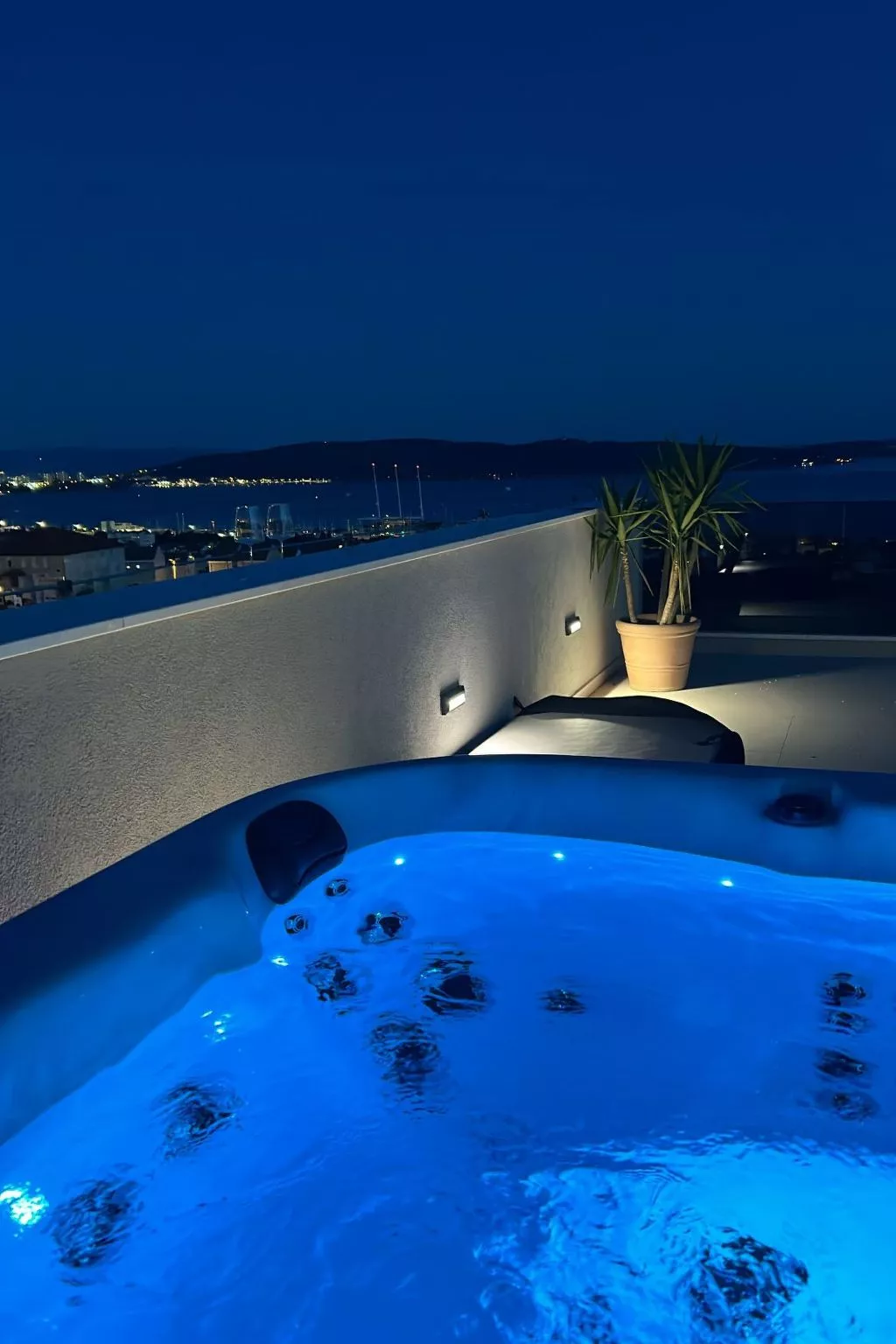 "Magnificent Lux View"-Image-tags.info