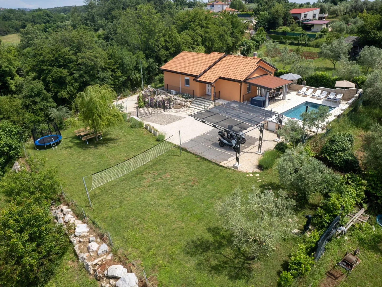Villa Pendolina mit privatem Pool und Jacuzzi-Buiten