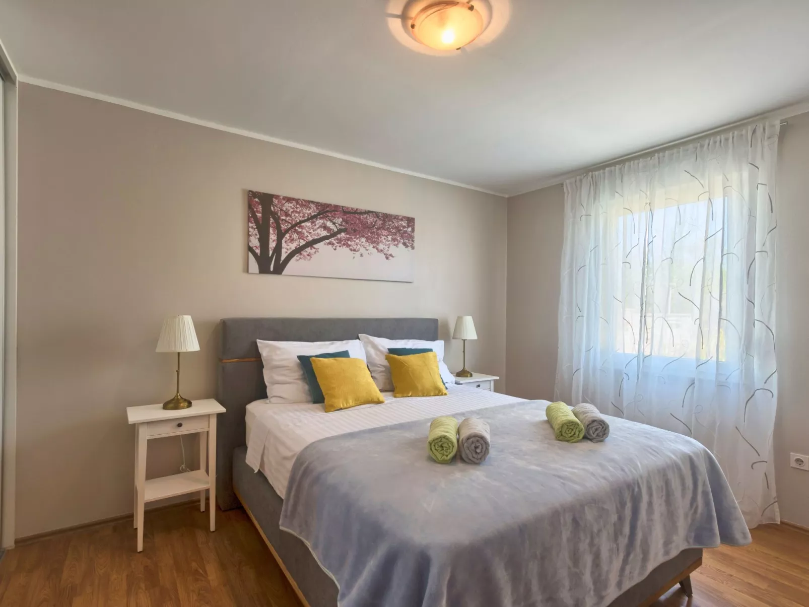 Haus Daniela mit überdachter Terrasse und Pool-Binnen