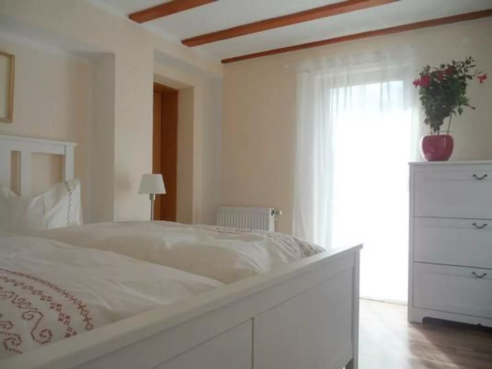 Mit Blick auf das Wasser-Binnen