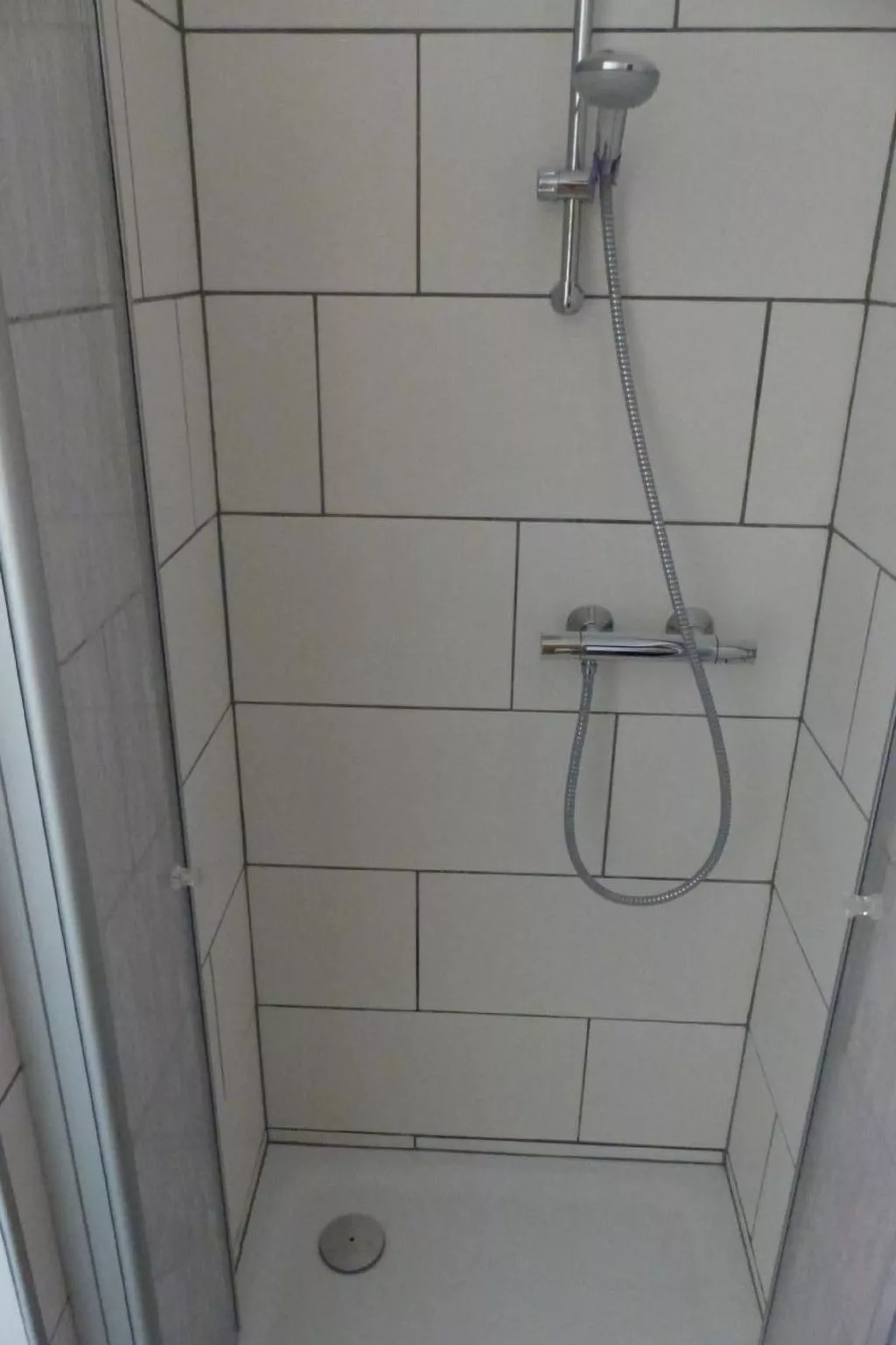 Einladende Obergschosswohnung mit sonnigem Balkon-Binnen