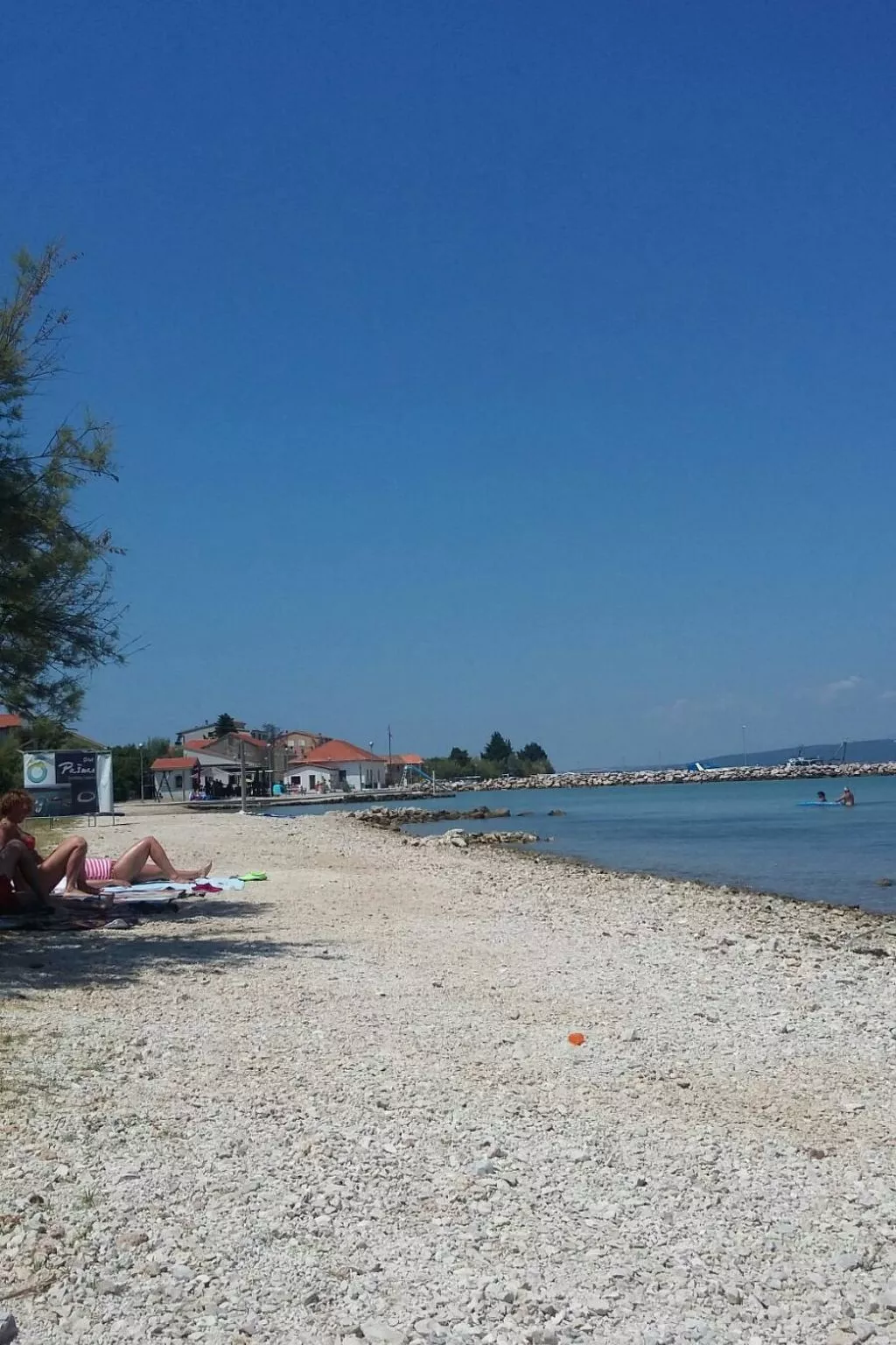 FeWo 2, mit 1. Schlafzimmer für 4. Personen mit Balkon im ersten Obergeschoss g-Image-tags.info