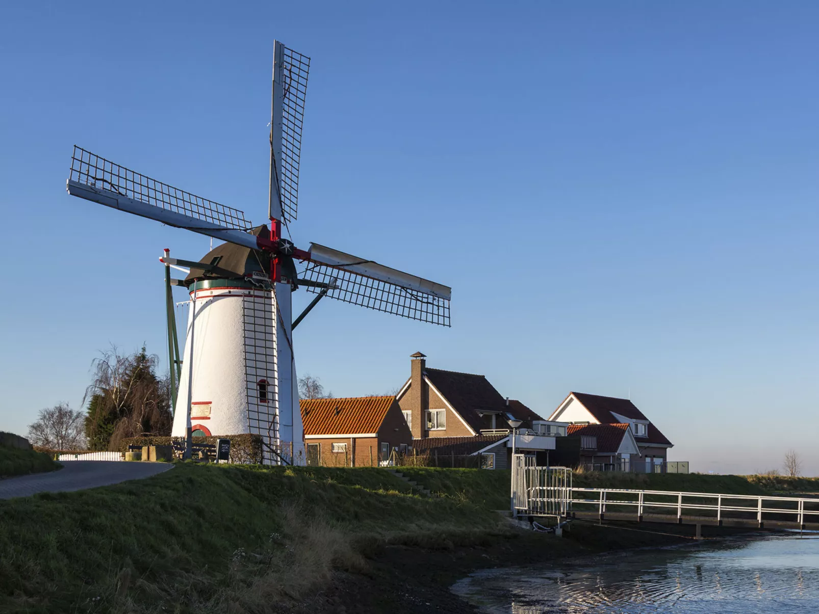 "Buurtweg185" mit Whirlpool-Buiten