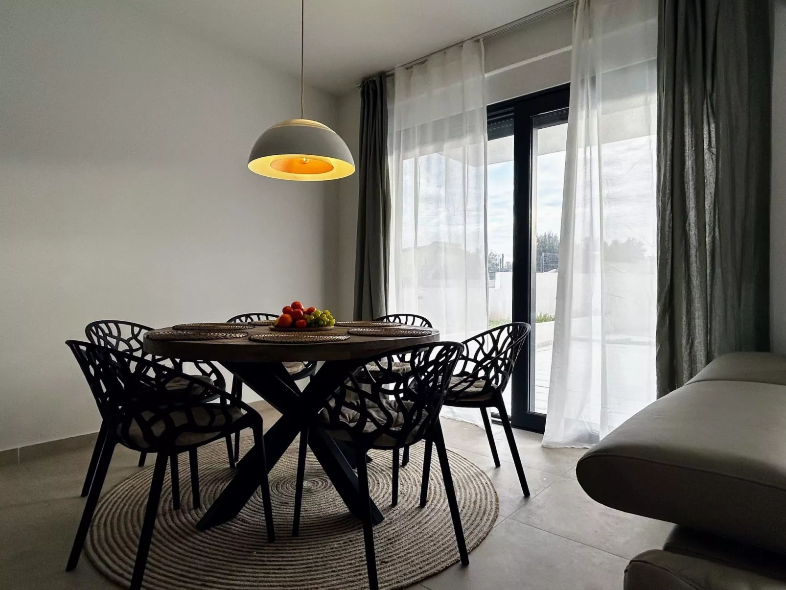 Villa Montini mit Pool und Meerblick-Binnen