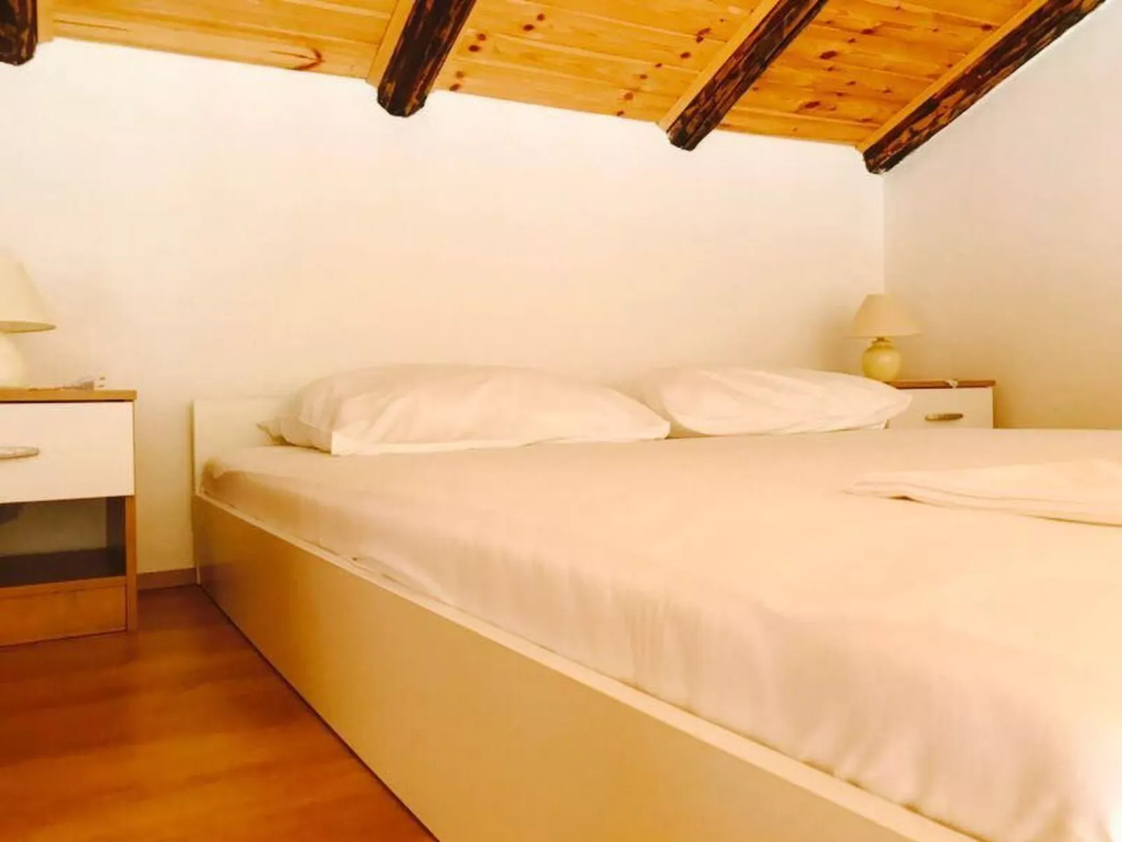 Dachgeschosswohnung auf zwei Etagen mit schönem Meerblick-Binnen