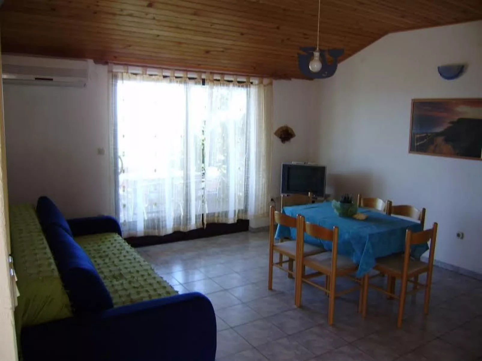 Wohnung Ana mit großer Terrasse-Image-tags.info