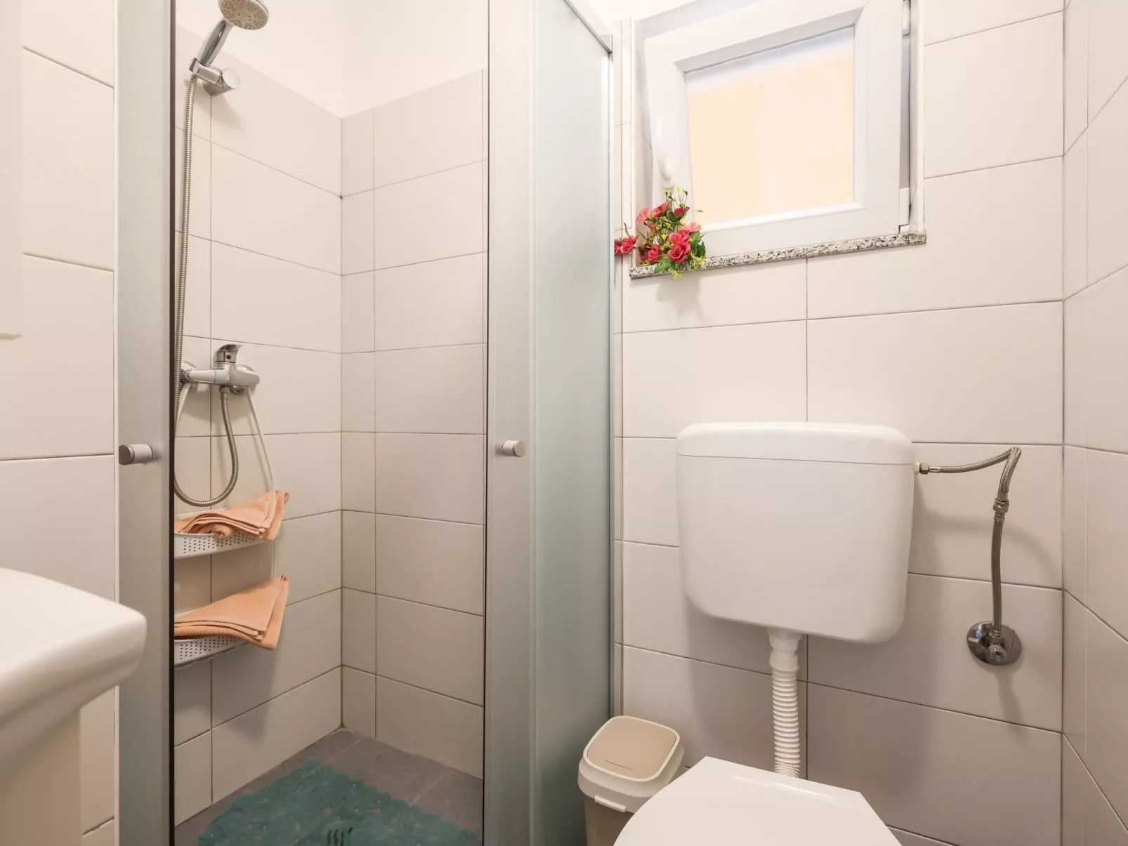 "Appartement A3" direkt am Strand - Binnen