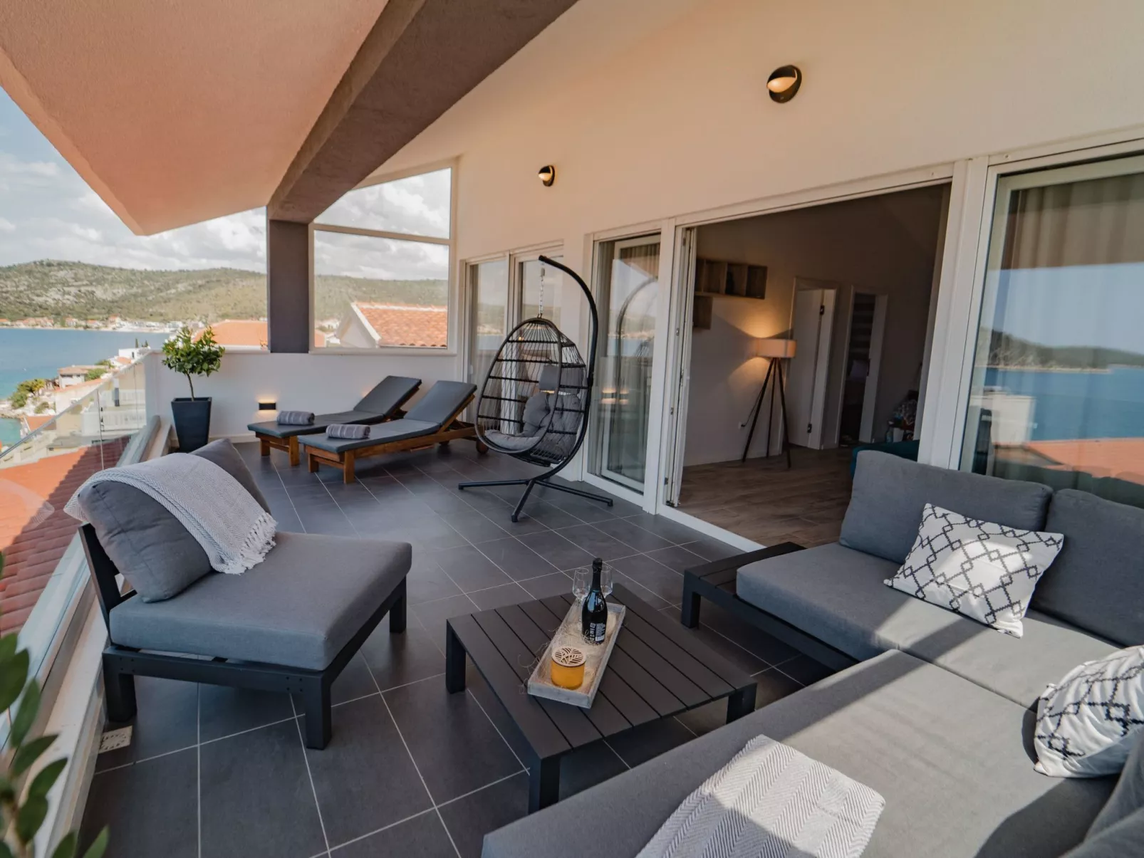 Villa Miracle in Rogoznica-Binnen