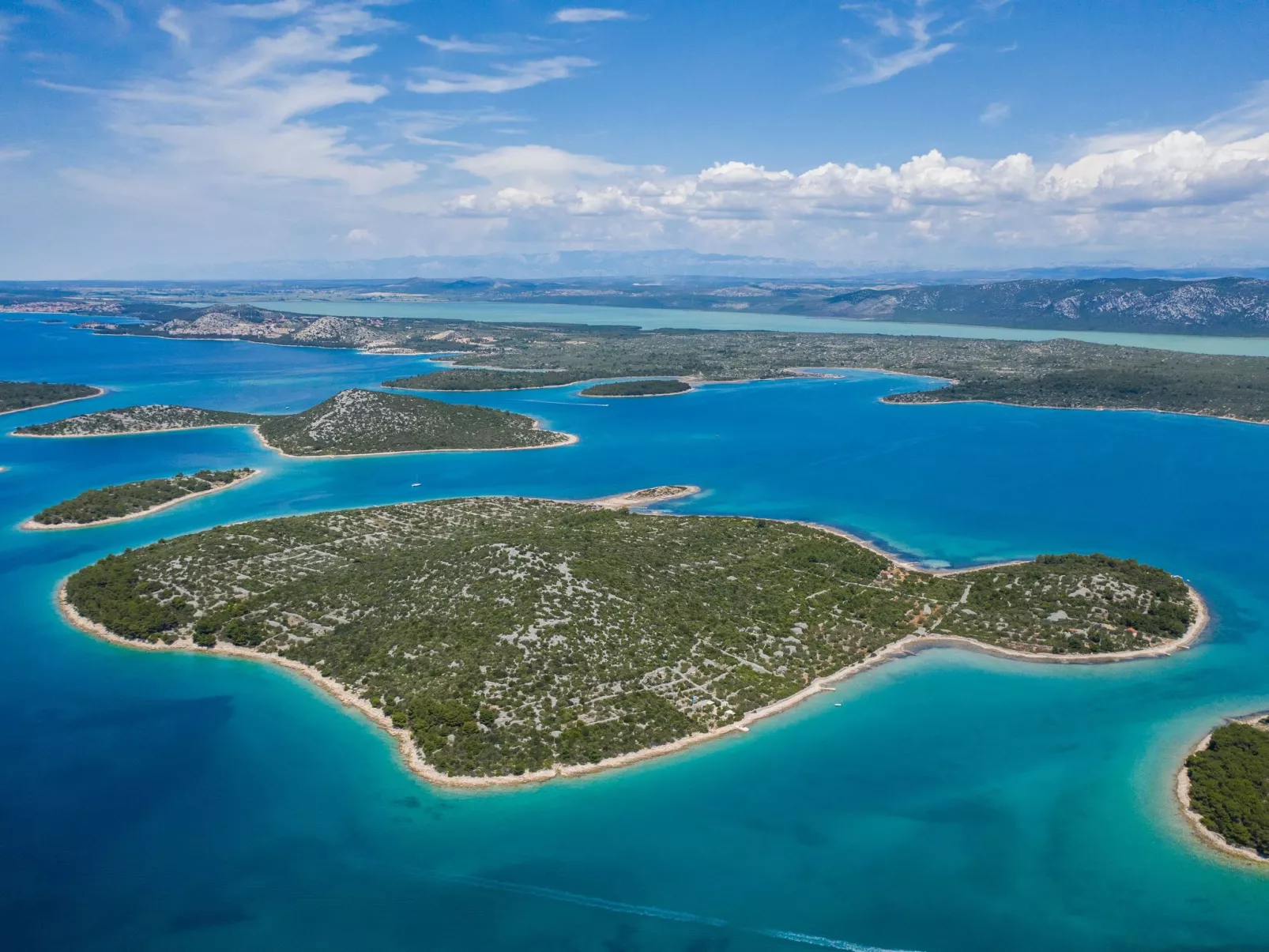 Wohnung mit Garten, Grill und Terrasse-Buiten