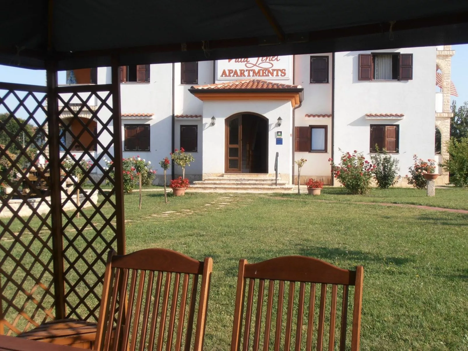 Villa Linet 3-Image-tags.info