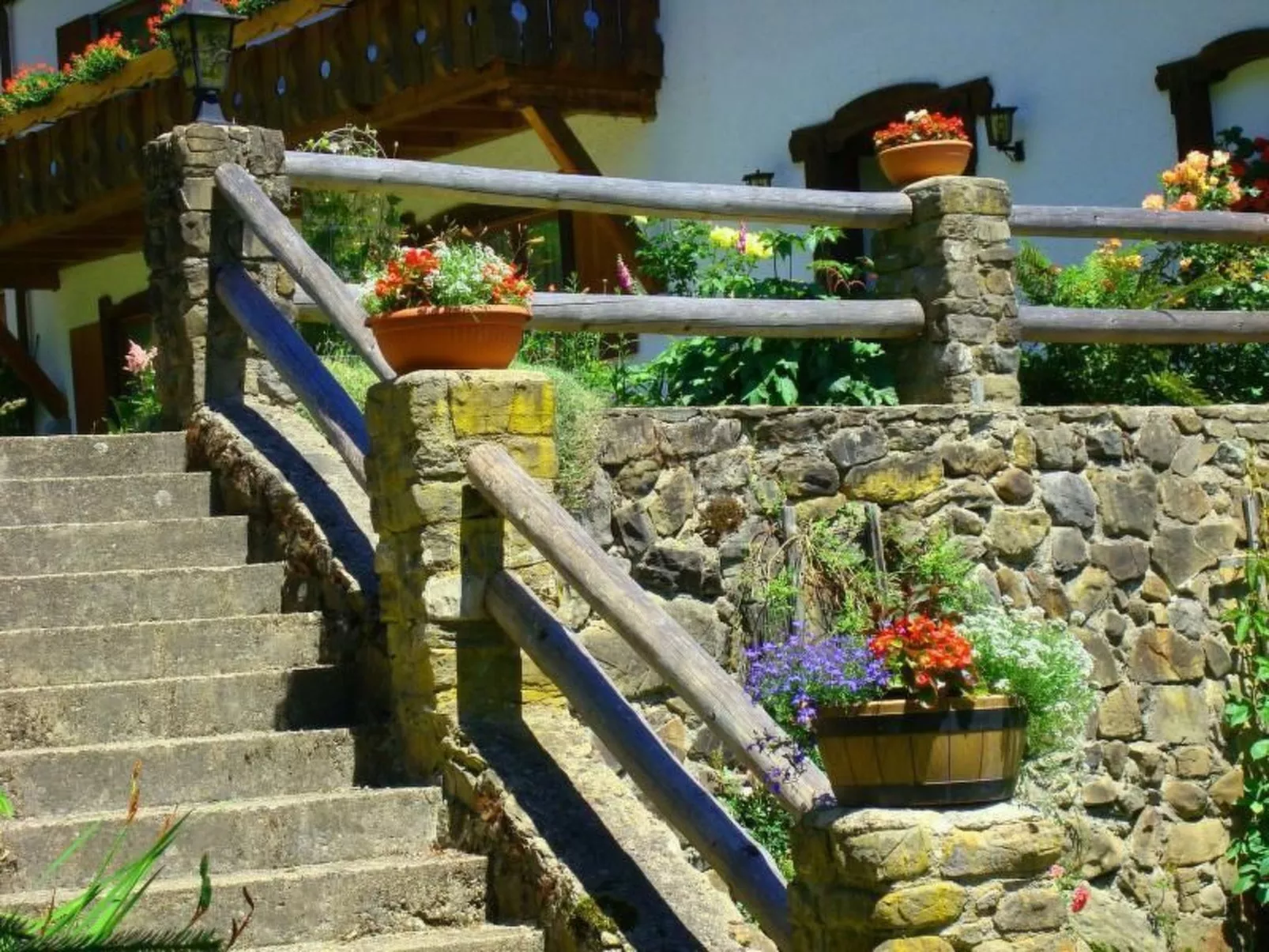 Panoramabergblickwohnung in ruhiger Einzellage-Buiten