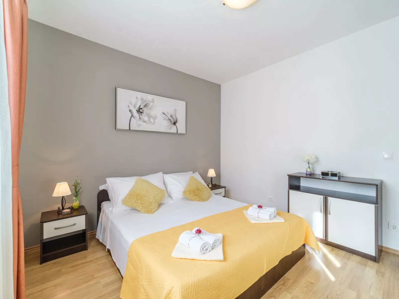 Für 5 Personen ca. 42 m&sup2; in Supetar, Adriaküste Kroatien (Kroatische Insel-Image-tags.info