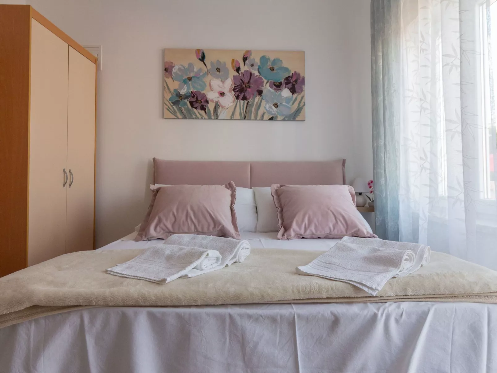 Mit Blick auf das Wasser-Binnen