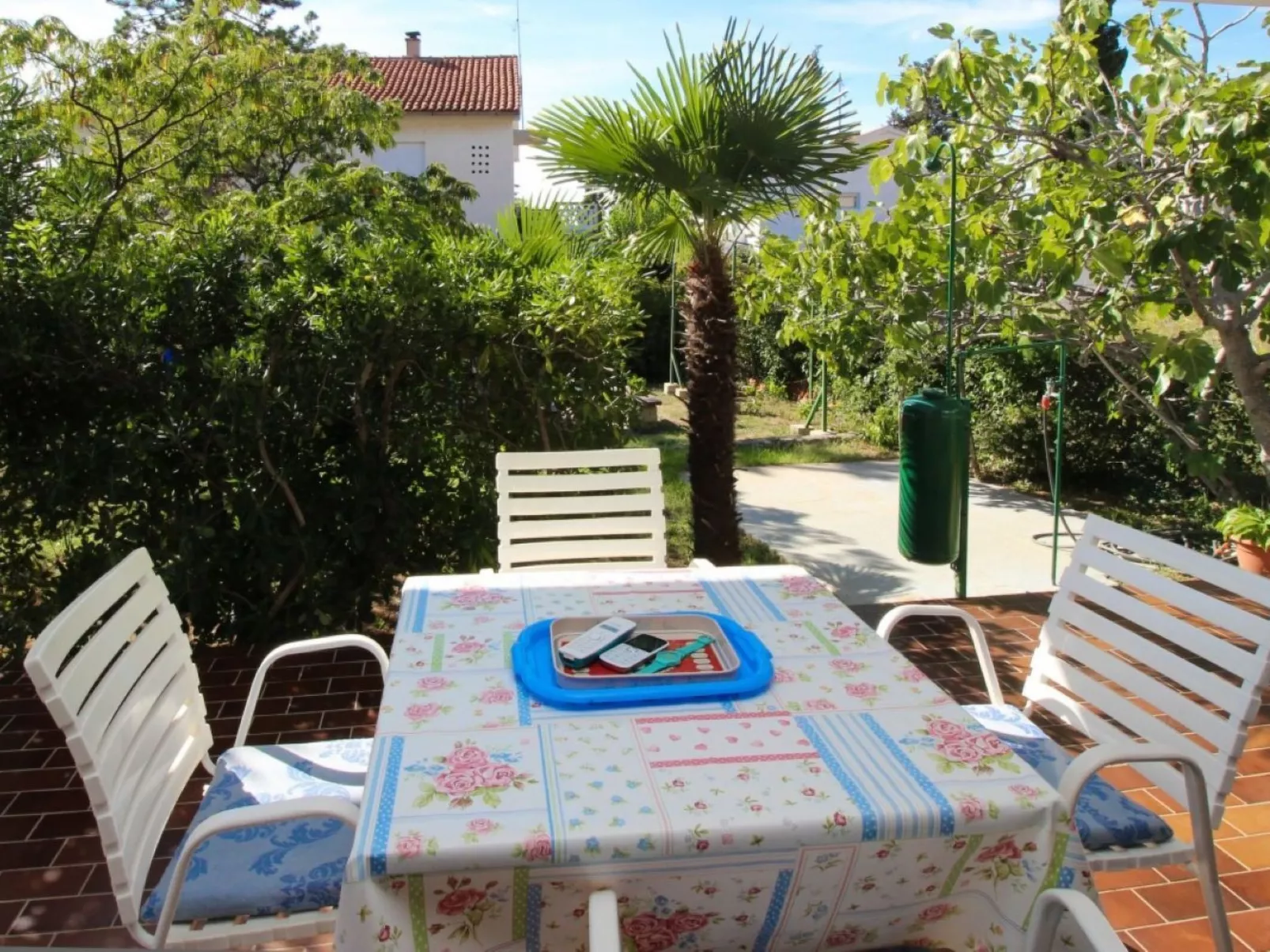 "Apartman Nada" mit Terrasse-Binnen