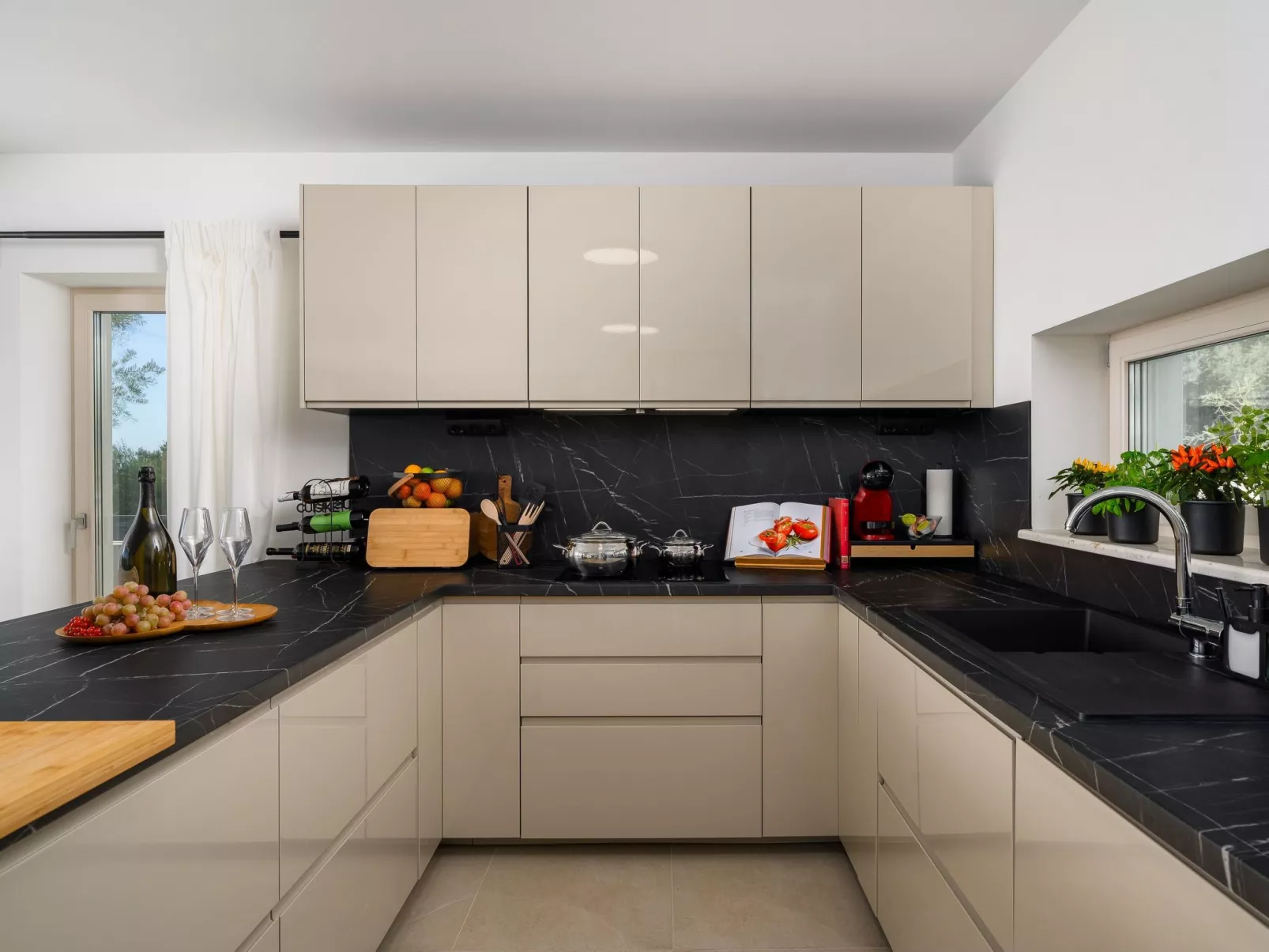 „Villa Natalia“ mit Meerblick-Binnen